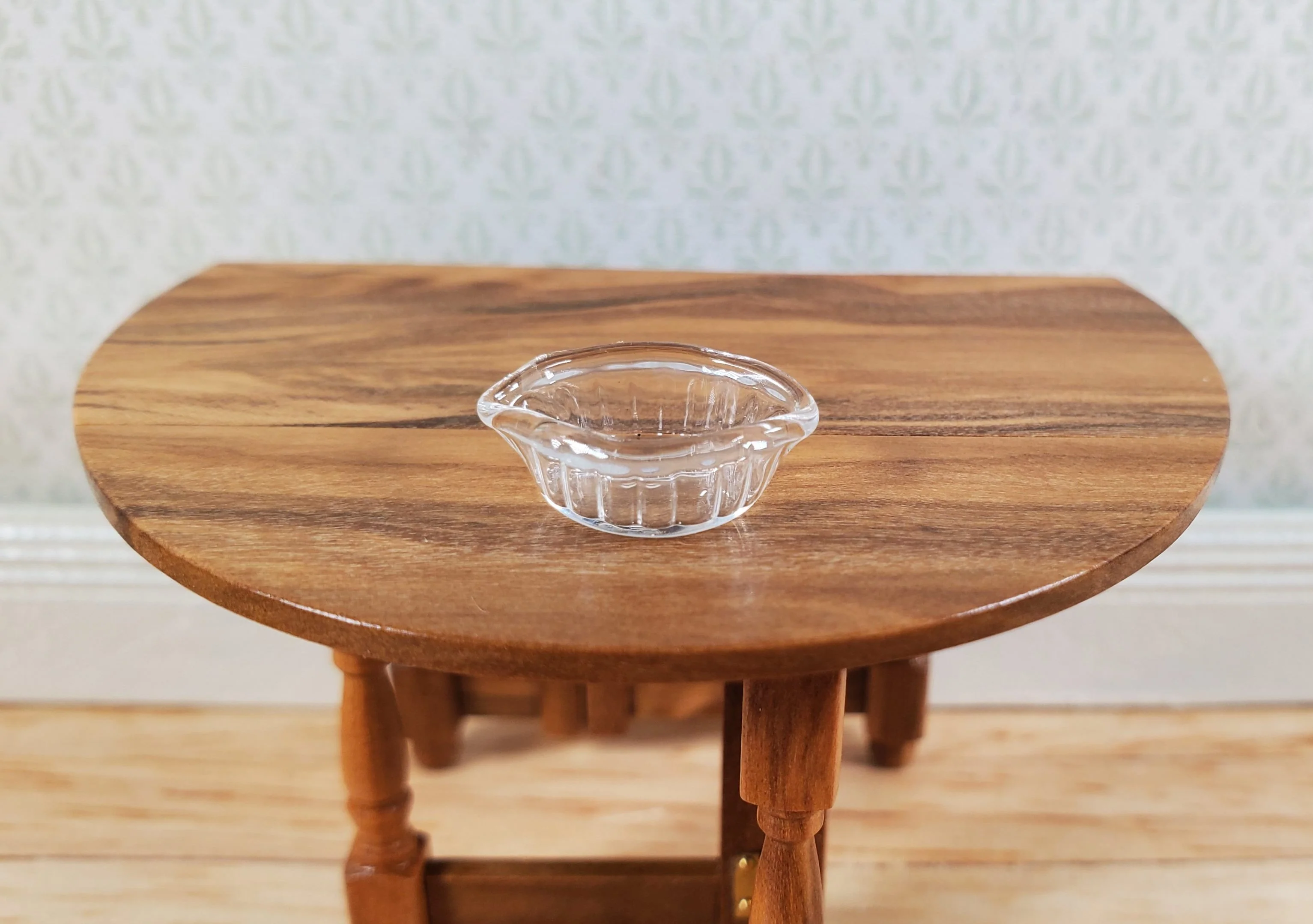 Dollhouse 1:24 Half Scale Serving Dish Crimped Bowl Clear Glass Miniatures - Image 3