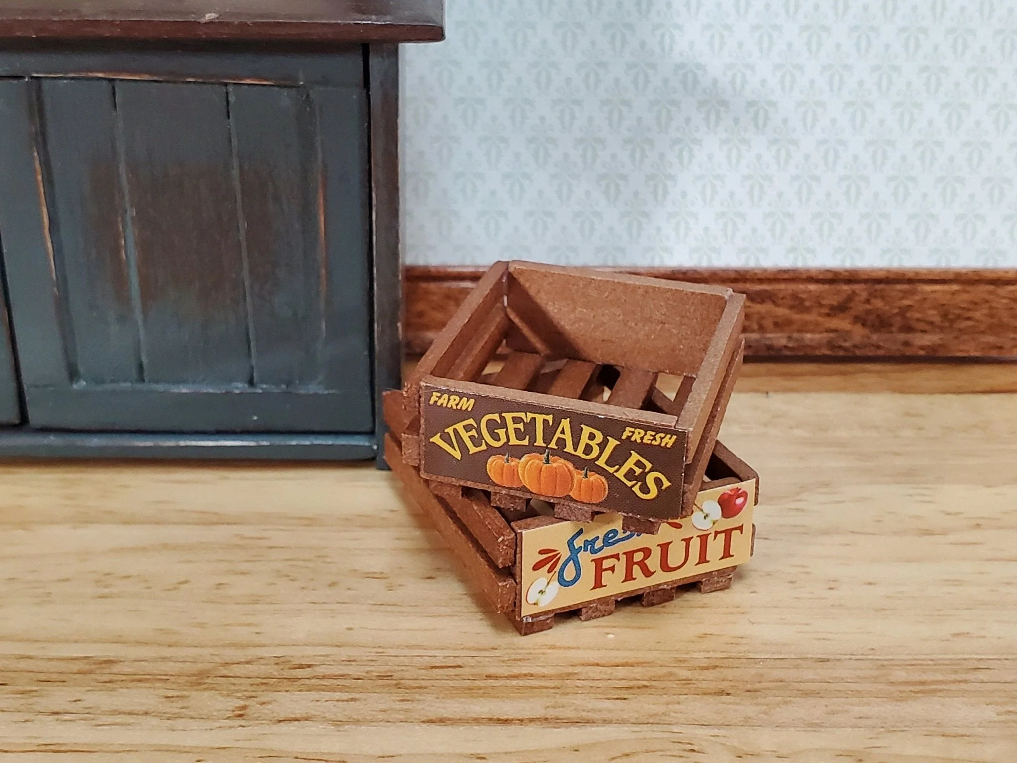 Dollhouse 2 Small Wood Crates for Fruits and Vegetables 1:12 Scale Kitchen Miniatures