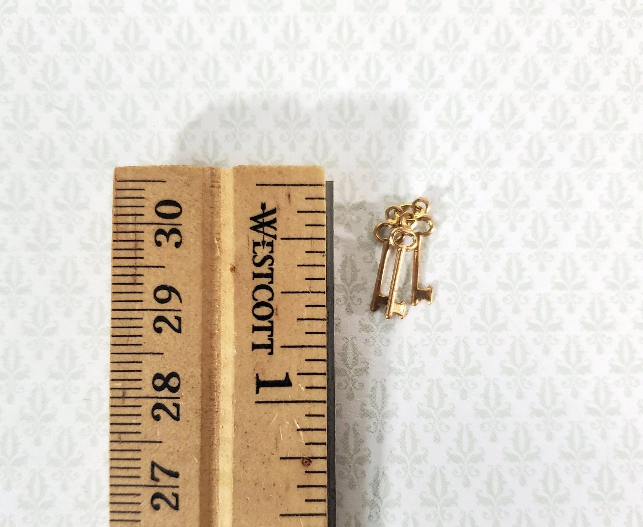 Dollhouse 3 Key Ring Set Vintage Style Large will work with 1:12 or 1/6 Miniatures - Image 3