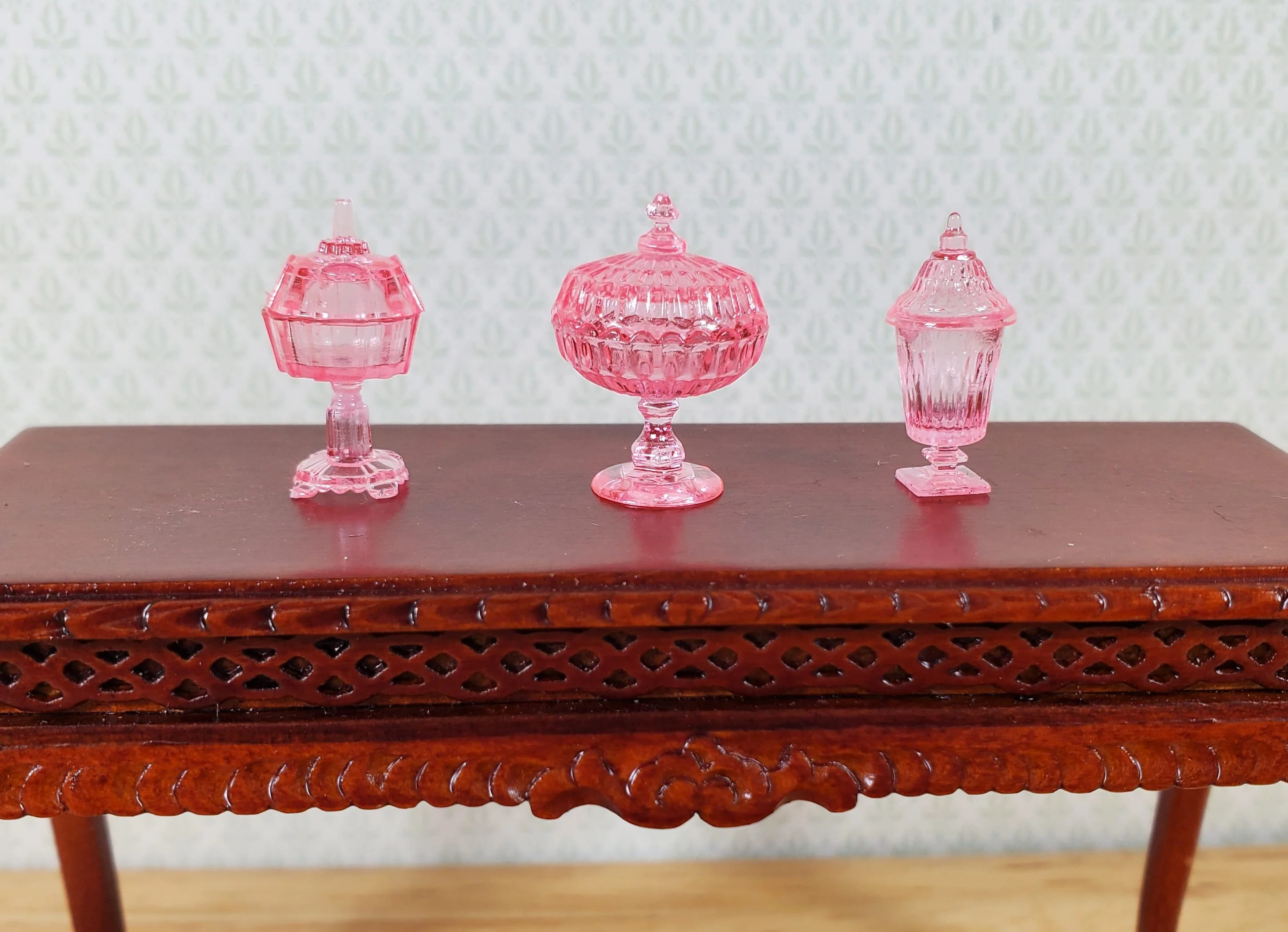 Dollhouse 3 Tiny Pink Candy Dishes with Lids 1:12 Scale by Chrysnbon Miniatures