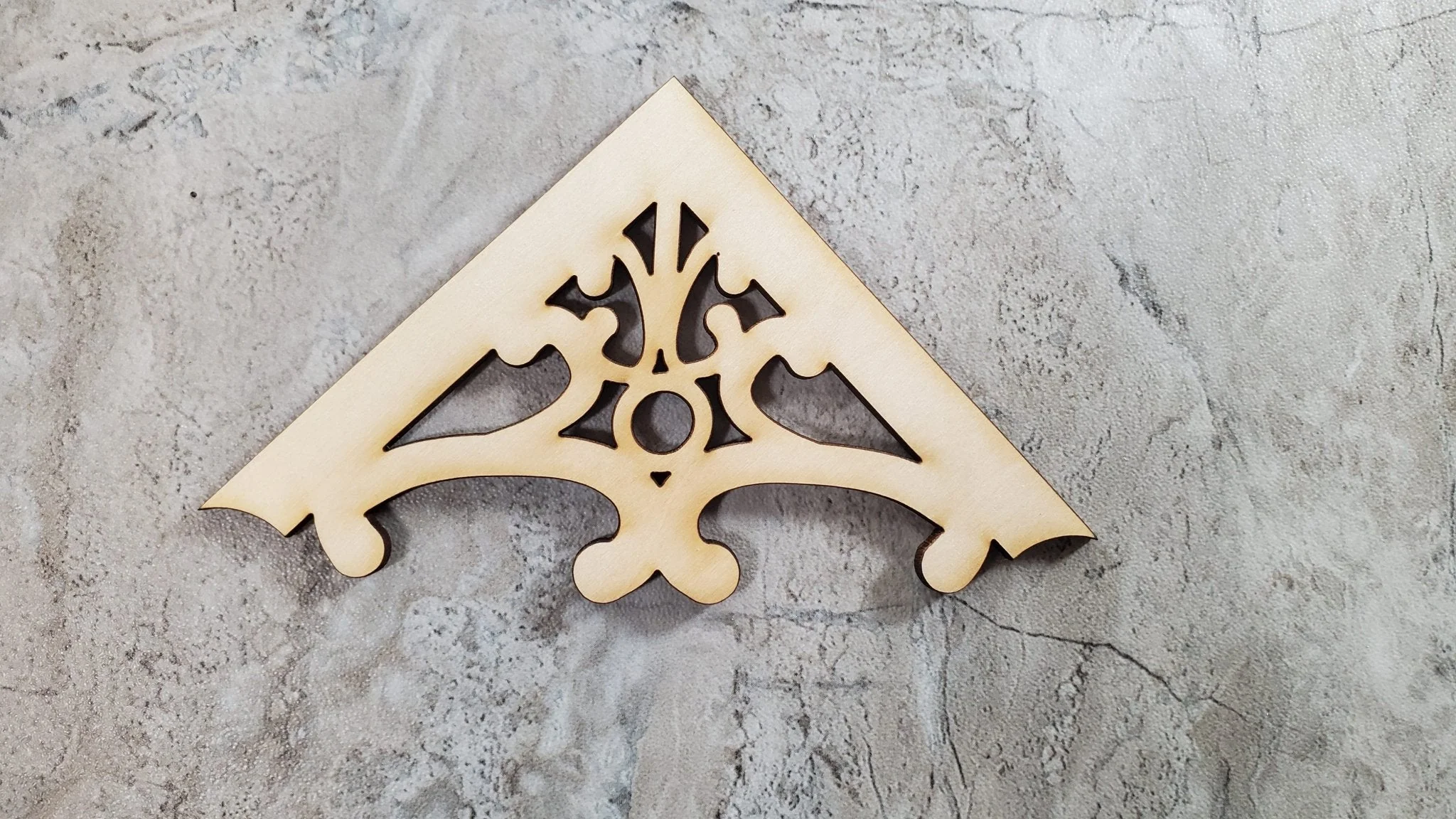 Dollhouse Apex Trim Victorian Style Pediment Large Miniature Wood Decoration MC148