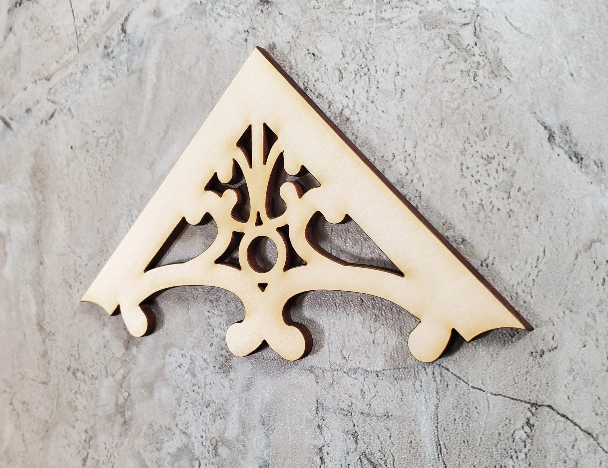 Dollhouse Apex Trim Victorian Style Pediment Large Miniature Wood Decoration MC148 - Image 3