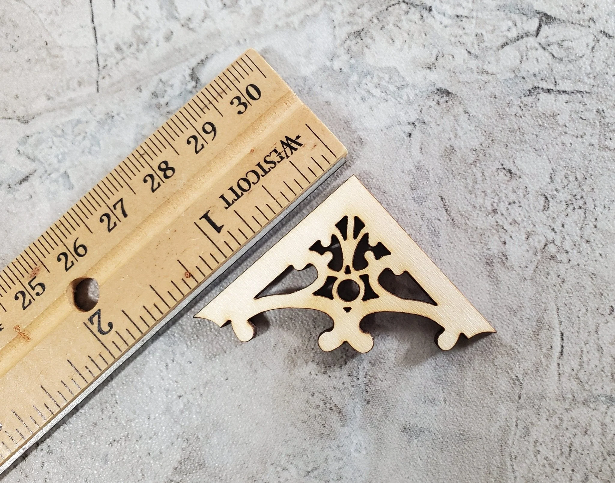Dollhouse Apex Trim Victorian Style Pediment x2 Small Miniature Wood Decoration MC146 - Image 5