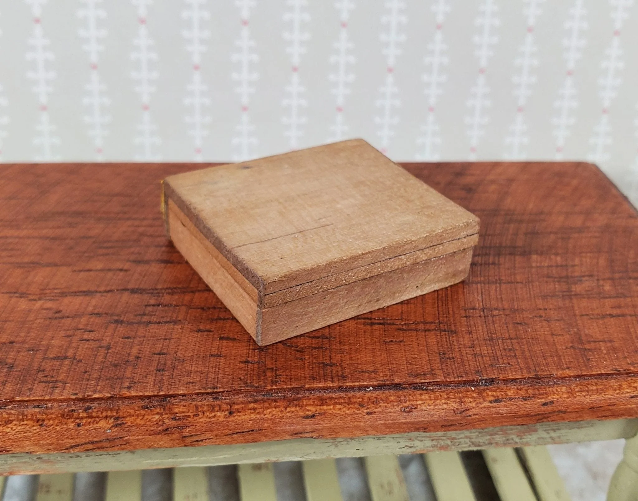 Dollhouse Art Box Paint Set Painting Supplies Artist Box 1:12 Scale Miniature - Image 2