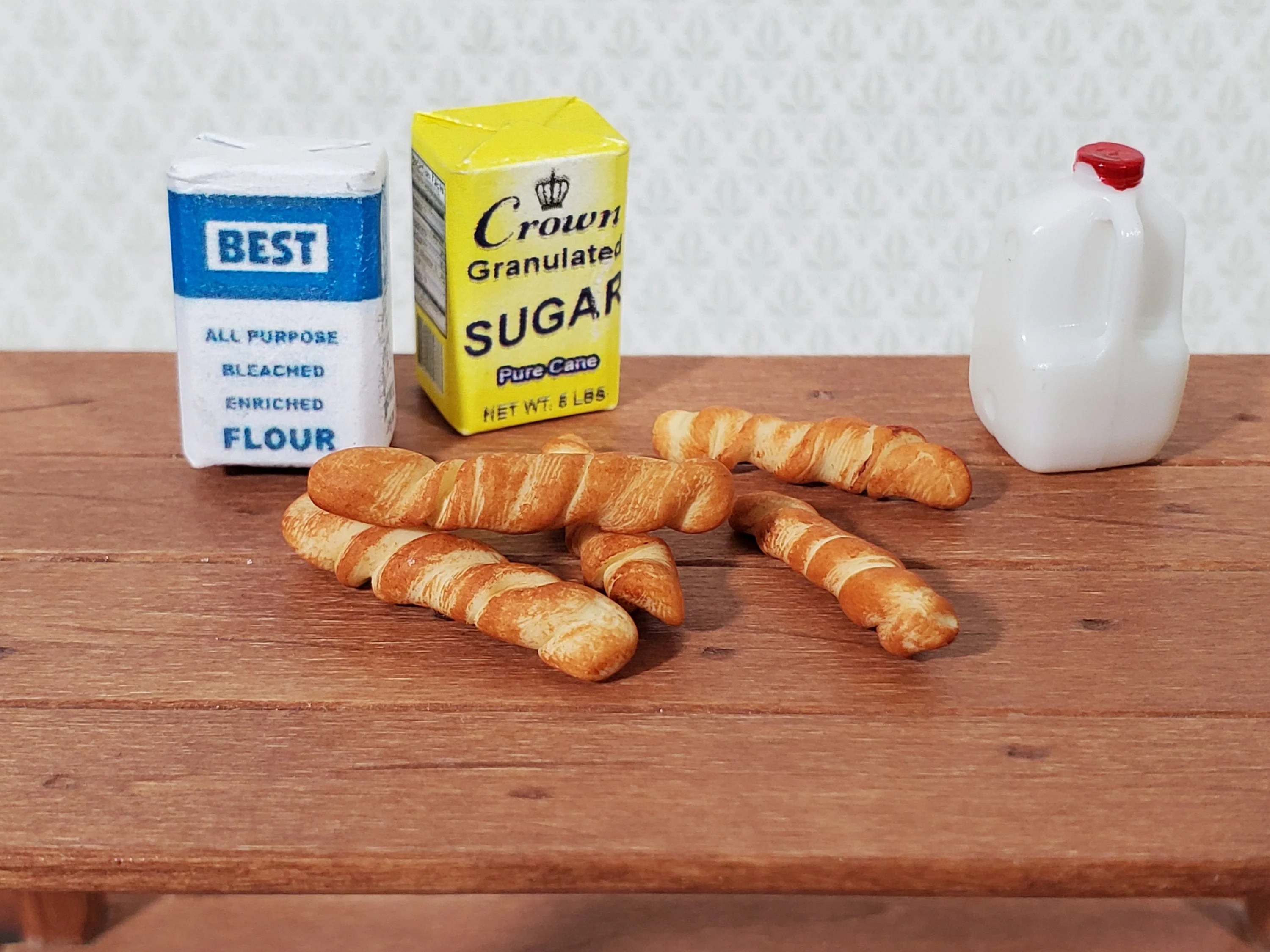 Dollhouse Baguettes Long Bread Rolls 5 Loaves 1:12 Scale Food Kitchen Bakery - Image 3