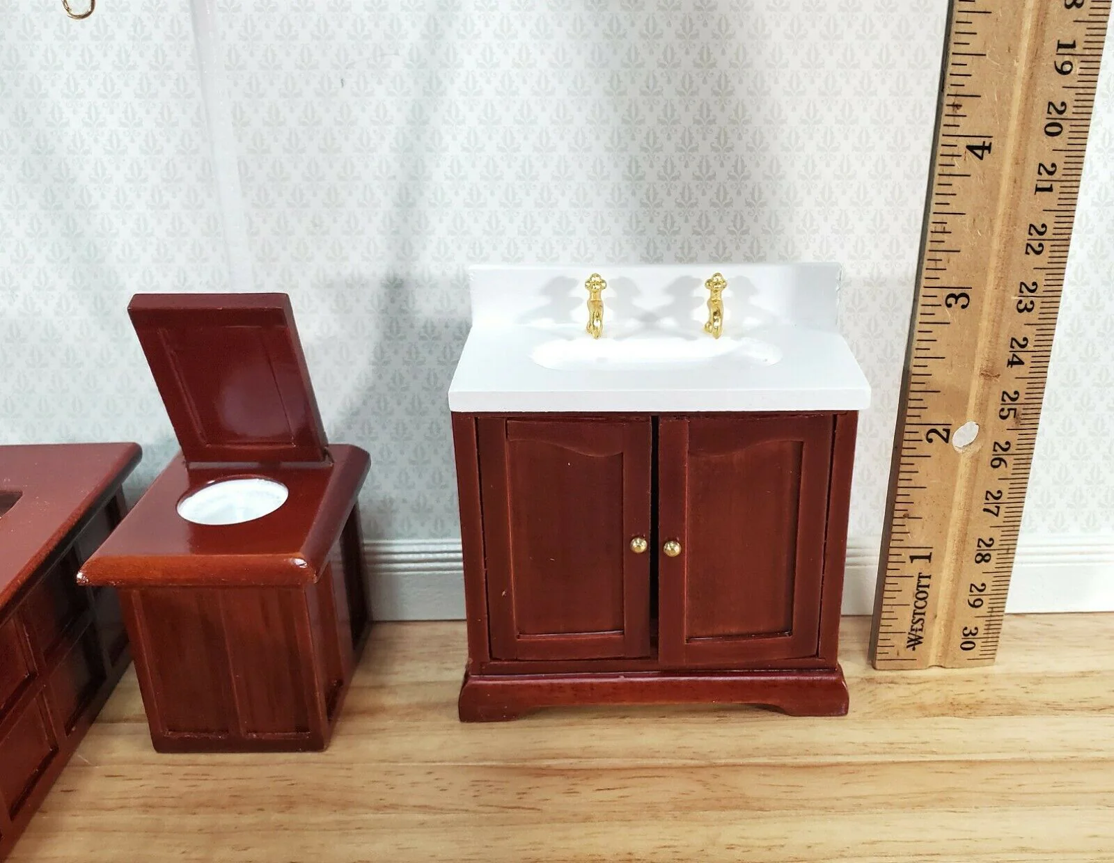 Dollhouse Bathroom Set Victorian Tub Toilet Sink Mahogany Finish 1:12 Scale Miniature Furniture - Image 4