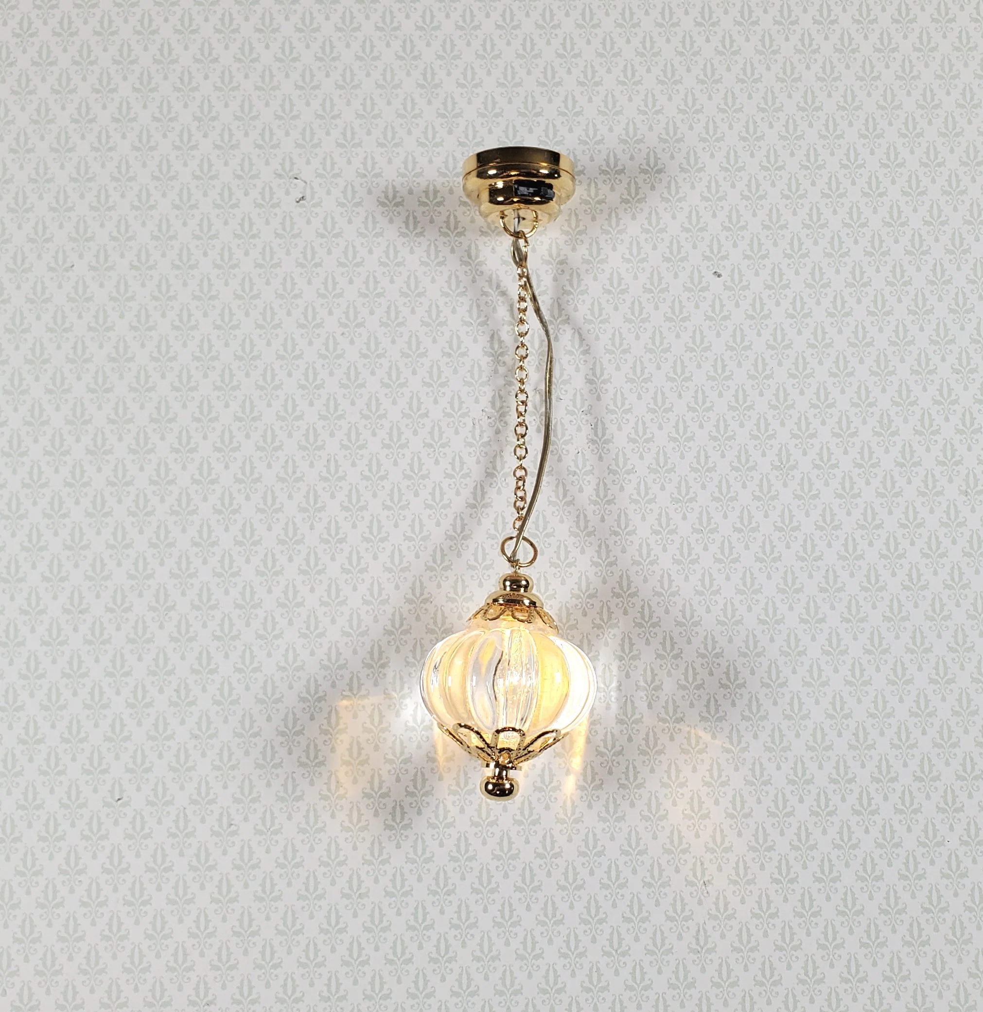 Dollhouse Battery Bead Ceiling Light 1:12 Scale Miniature Houseworks 2557 - Image 6