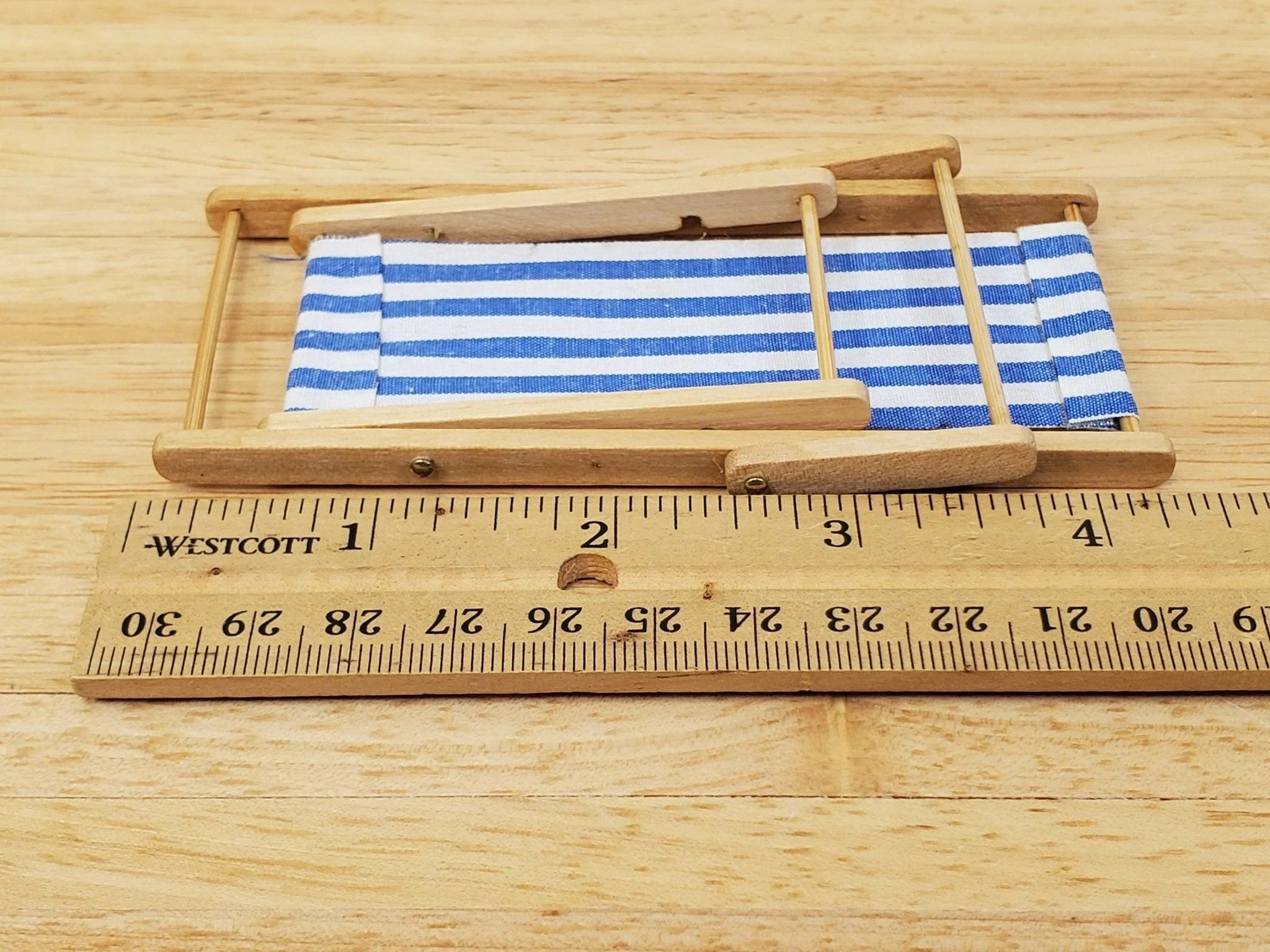 Dollhouse Beach Lounge Chair Folding 1:12 Scale Miniature Furniture - Image 7