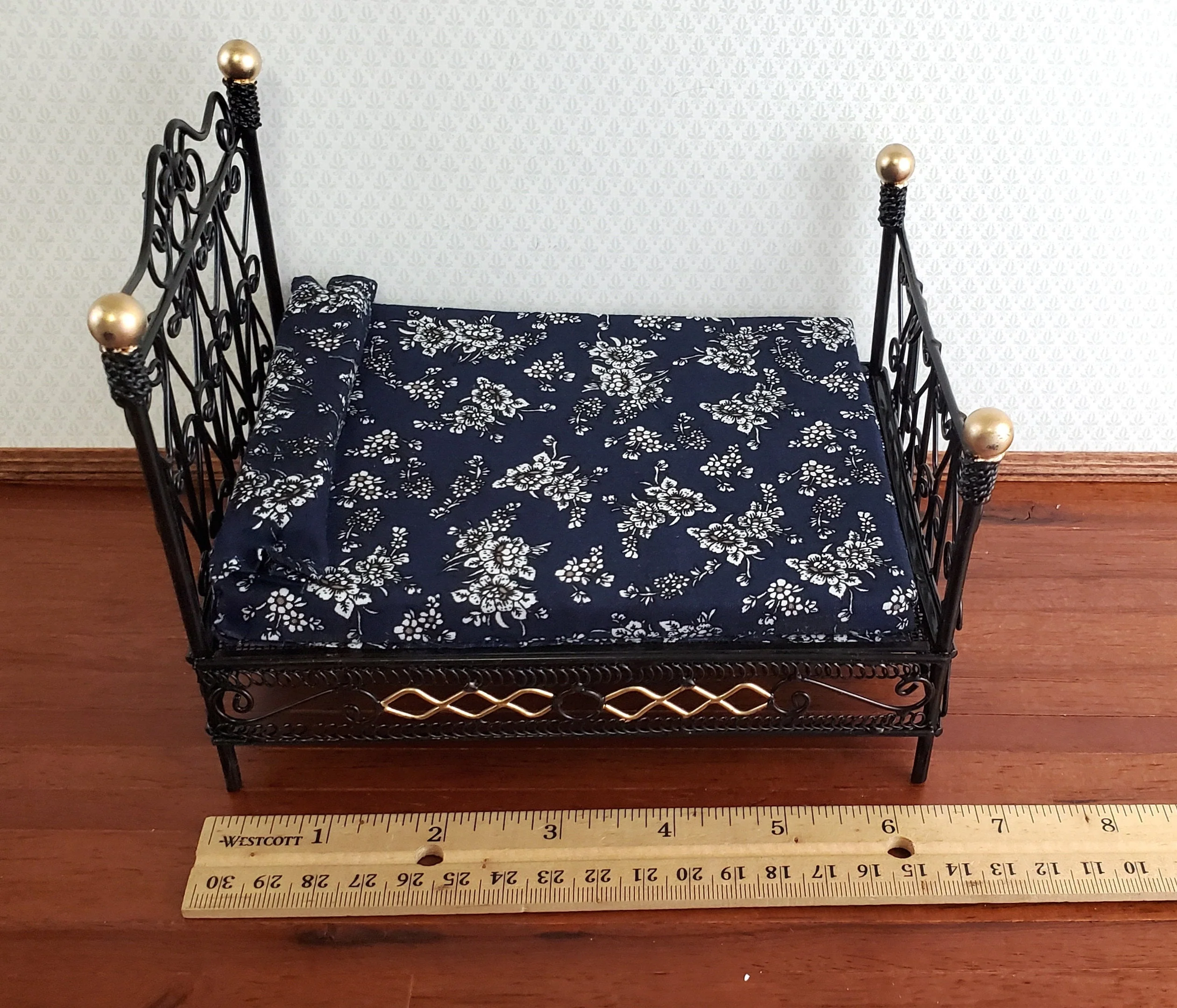 Dollhouse Bed Black Metal Wire with Mattress Mattress Queen Size 1:12 Scale Furniture - Image 5