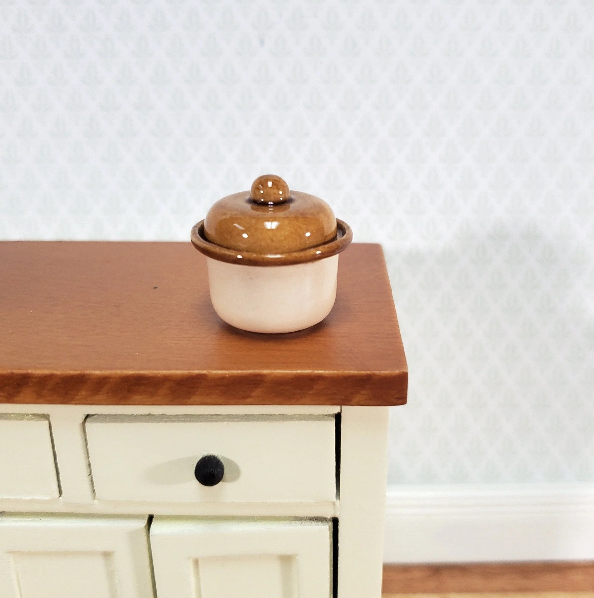 Dollhouse Biscuit Barrel Cookie Jar Ceramic with Removable Lid 1:12 Scale Kitchen Accessory Handmade