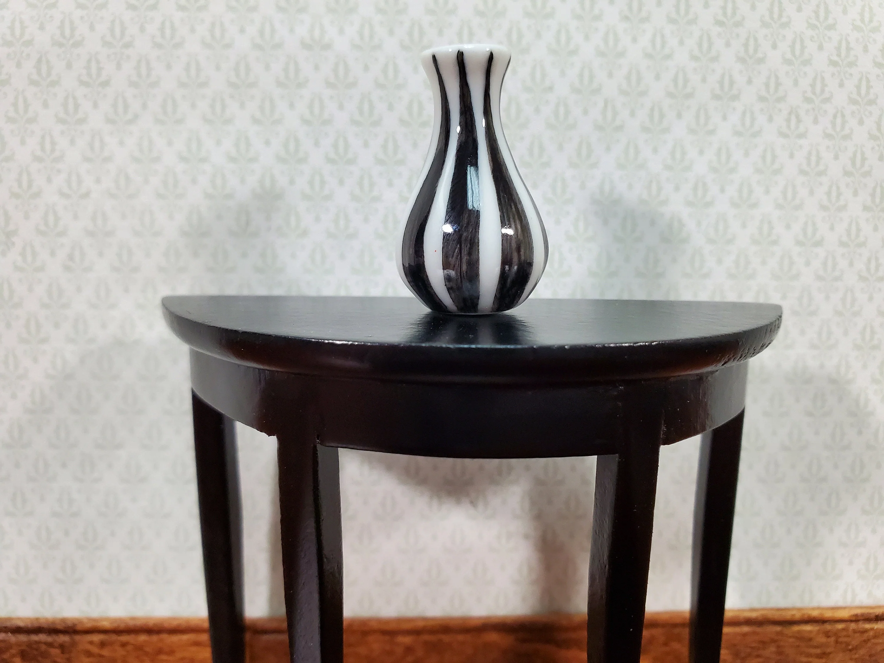 Dollhouse Black & White Vase Ceramic LARGE Modern Miniature Use in 1:12 or 1/6 Scale - Image 5