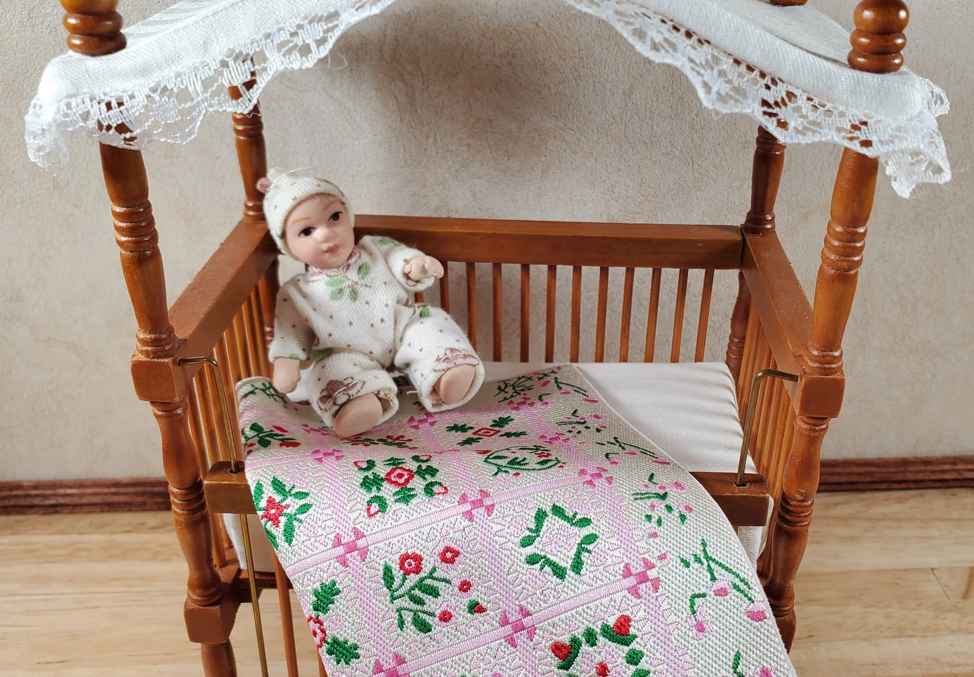 Dollhouse Blanket or Rug Carpet Pink Beige Green Woven Fabric 1:12 Scale Miniature - Image 3