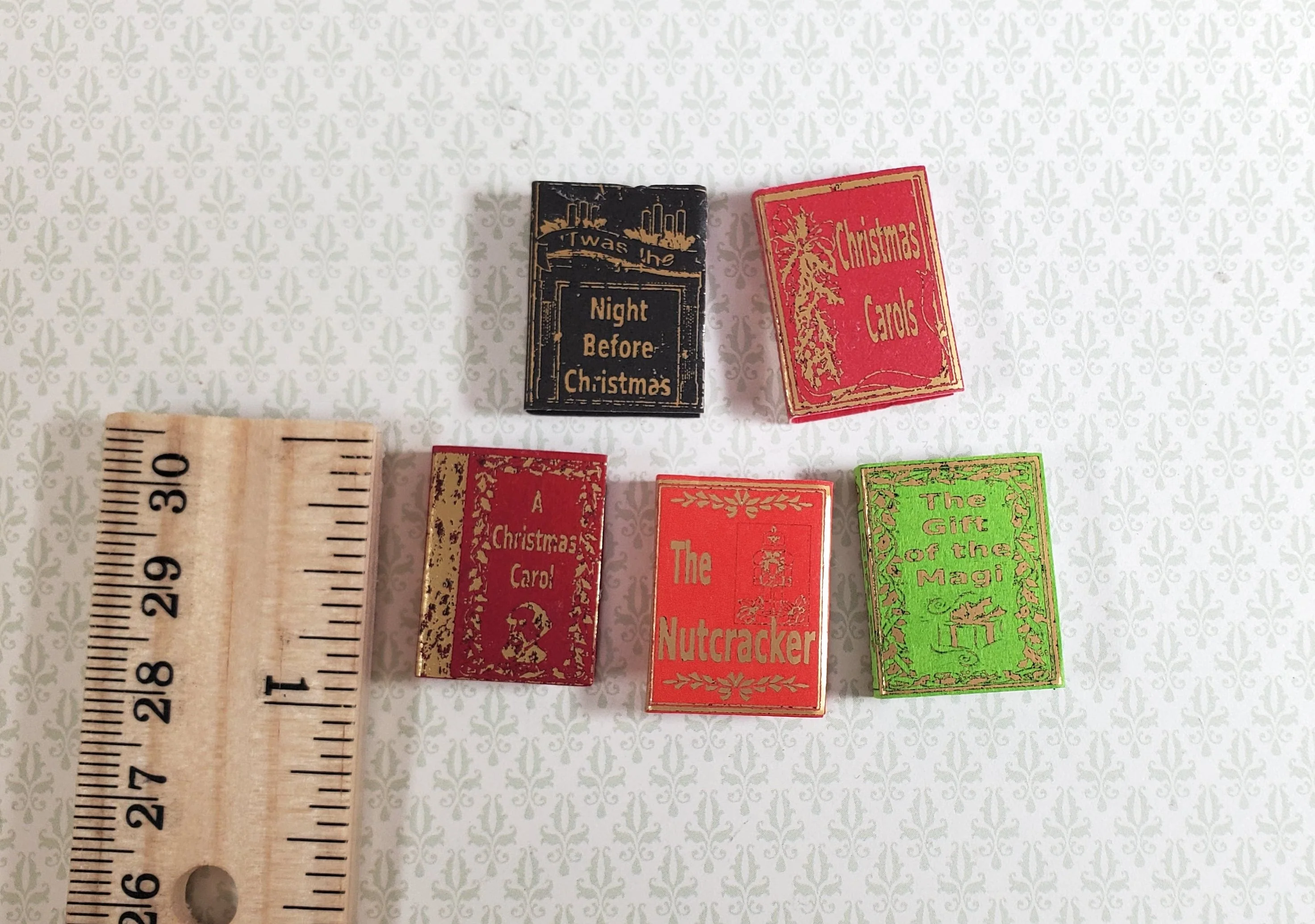Dollhouse Books Christmas Classics of 5 1:12 Scale Miniatures (blank inside) - Image 2