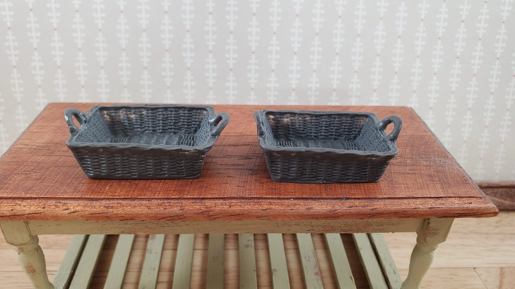 Dollhouse Brown Baskets Set of 2 Rectangle with Handles 1:12 Scale Miniatures - Image 5