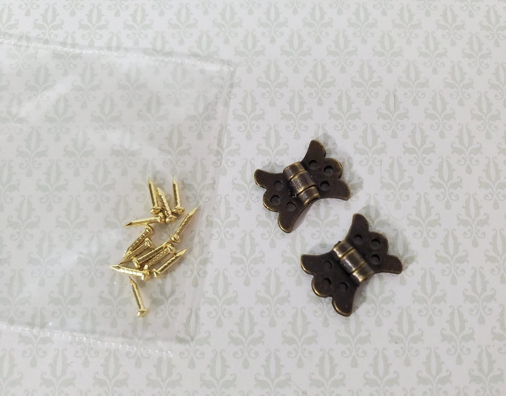 Dollhouse Butterfly Hinge Working Antique Style Bronze 1:12 Scale Includes Nails S1507 - Image 2