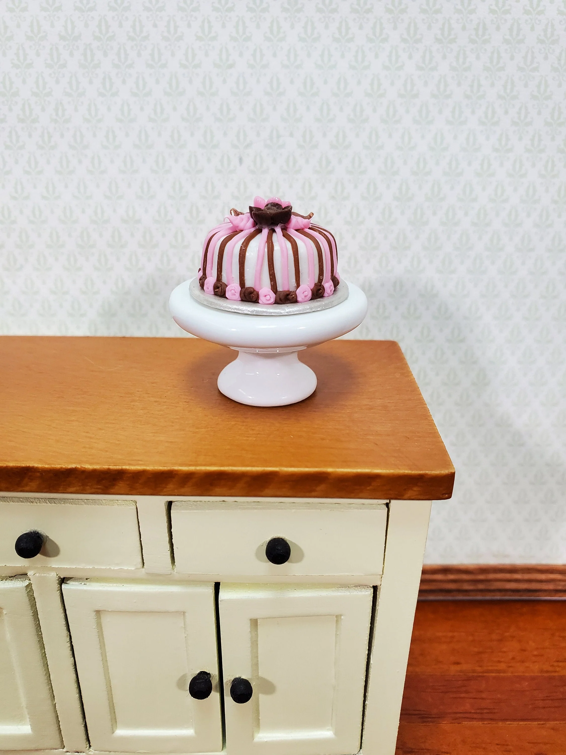 Dollhouse Cake Stand Platter All White Ceramic 1:12 Scale Miniatures Dishes - Image 3