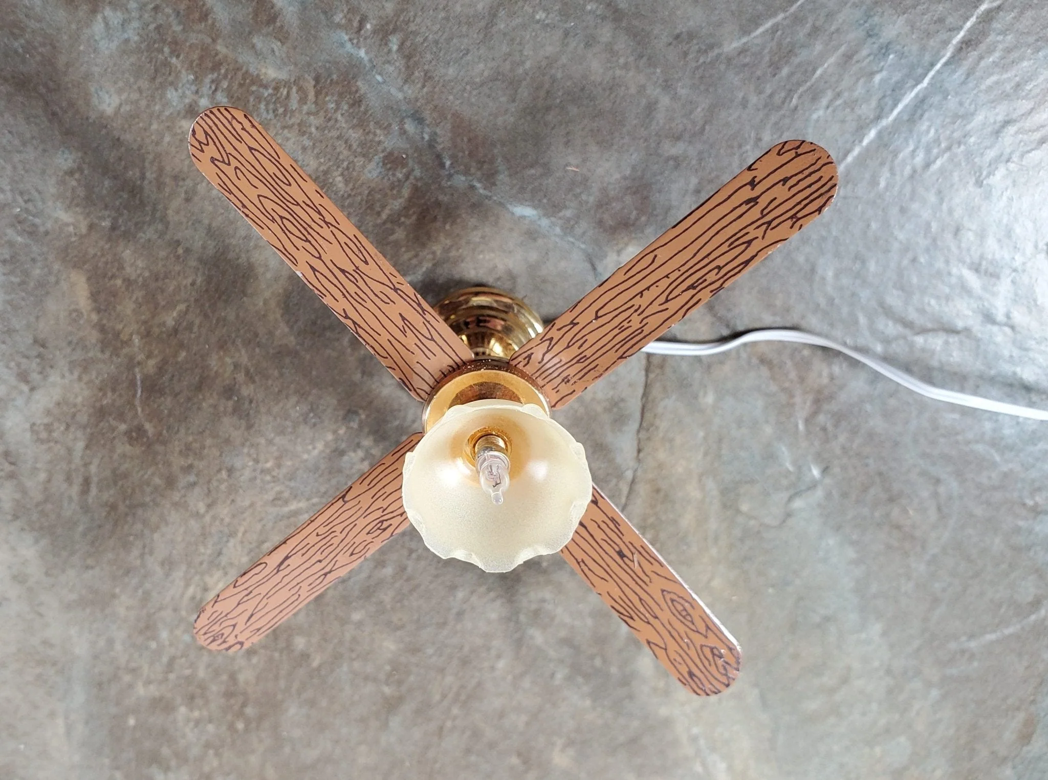 Dollhouse Ceiling Fan Light 12 Volt with Plug 1:12 Scale Miniature Flower Shade - Image 6