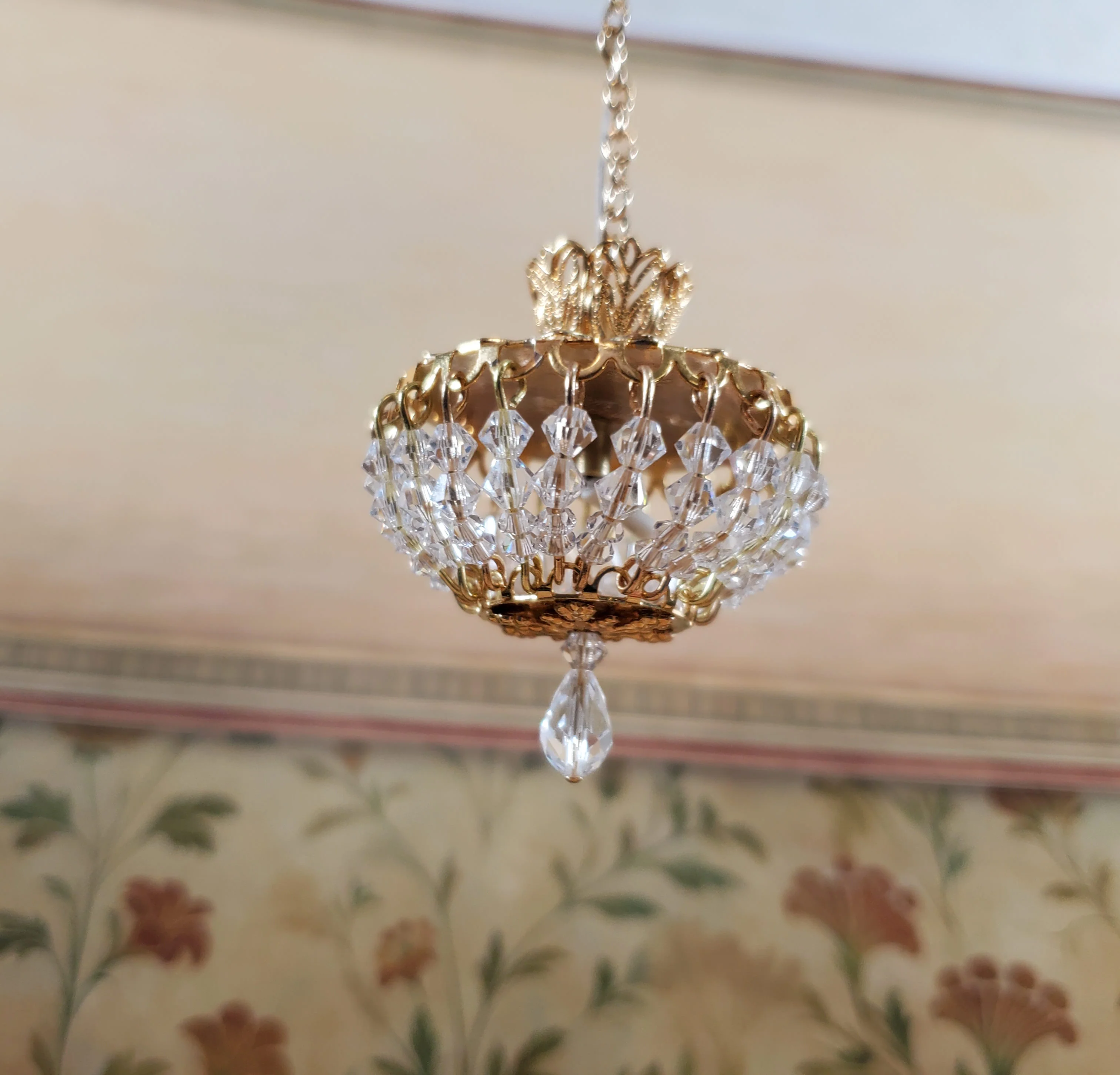 Dollhouse Ceiling Light Real Glass Crystals Low Profile 12 Volt 1:12 Scale Miniature - Image 6