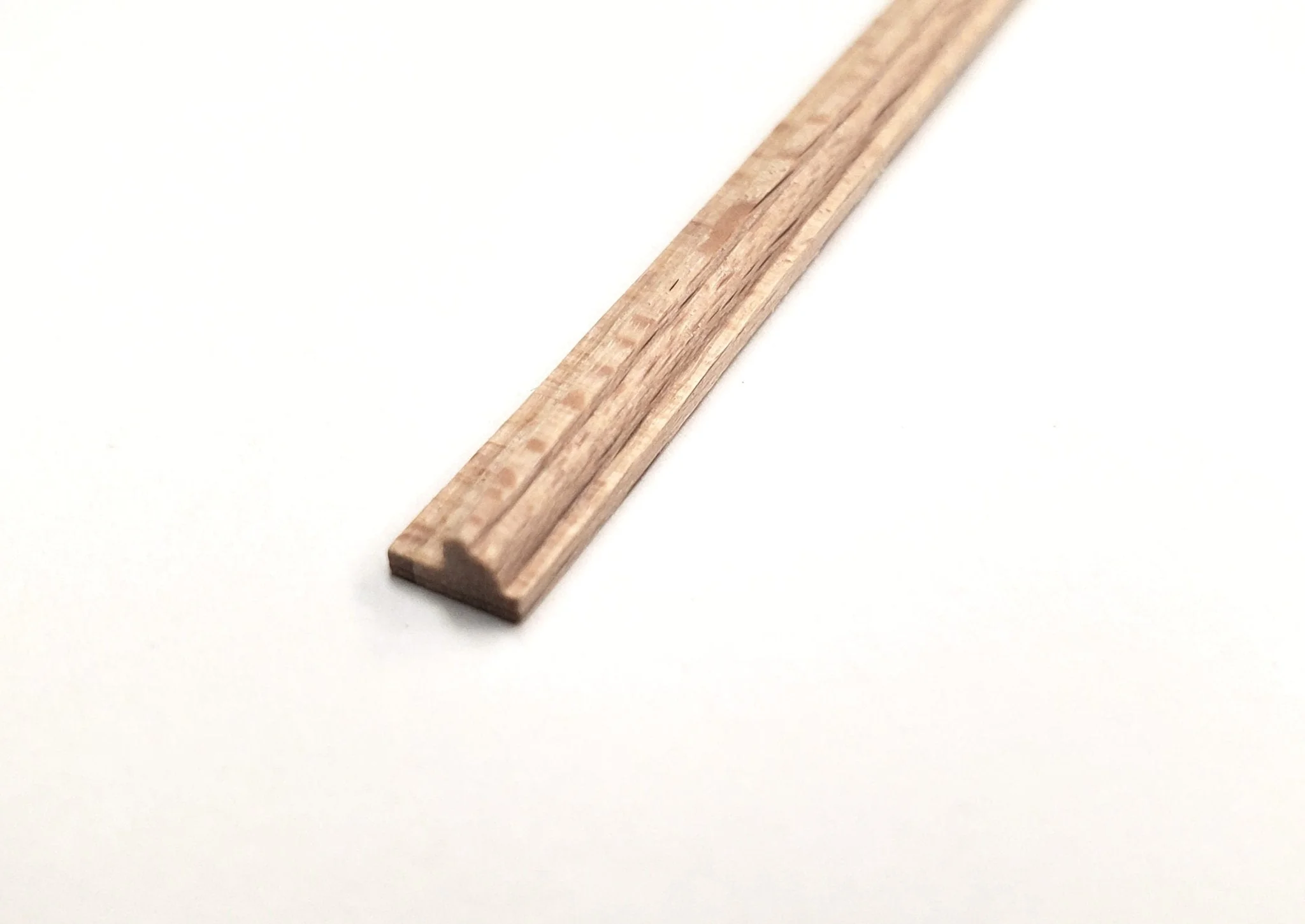 Dollhouse Chair Rail or Picture Frame Molding Trim 1/4" wide x 18" long 1:12 Scale - Image 3