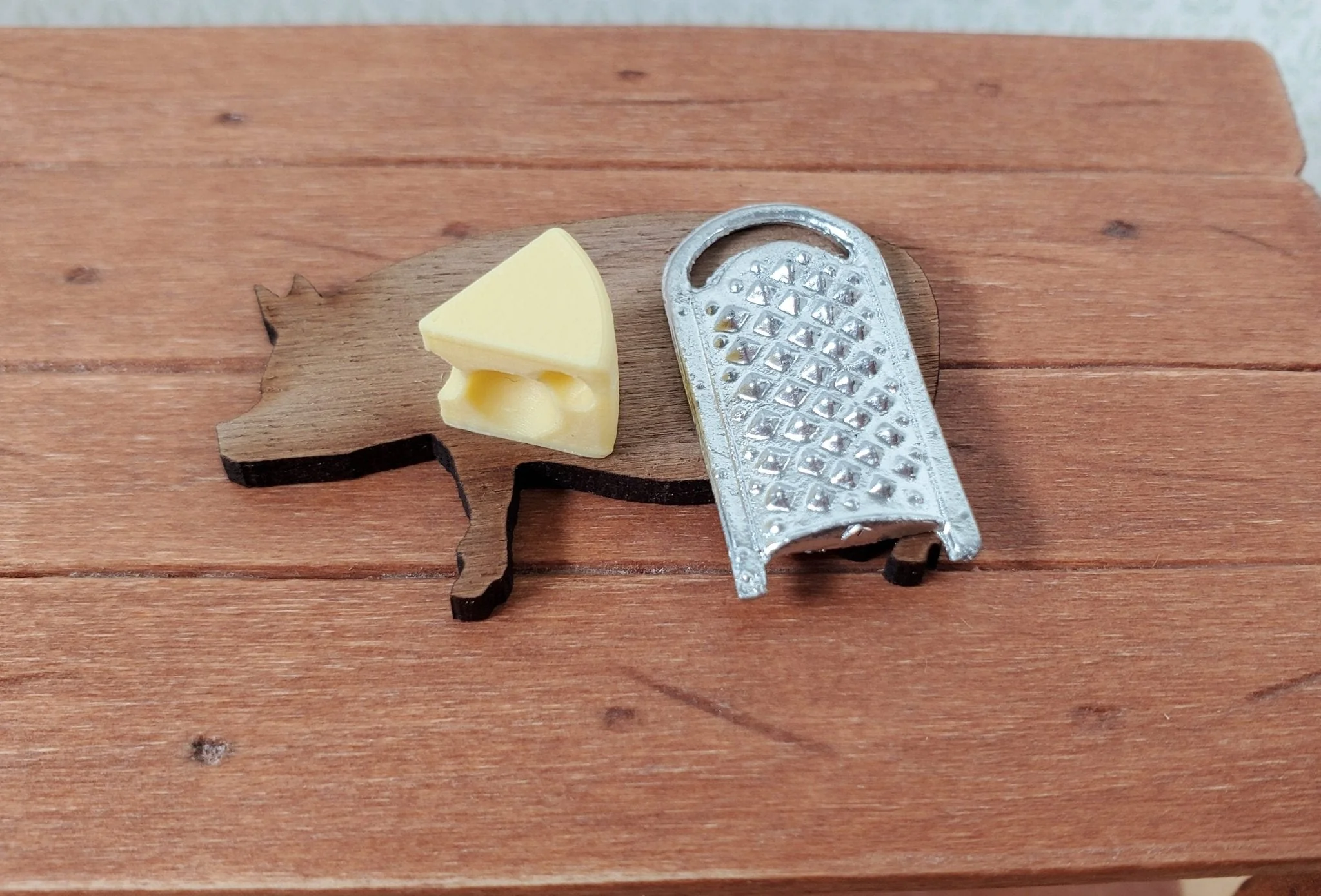 Dollhouse Cheese Grater Metal 1:12 Scale Miniature Kitchen Accessory Decor - Image 2