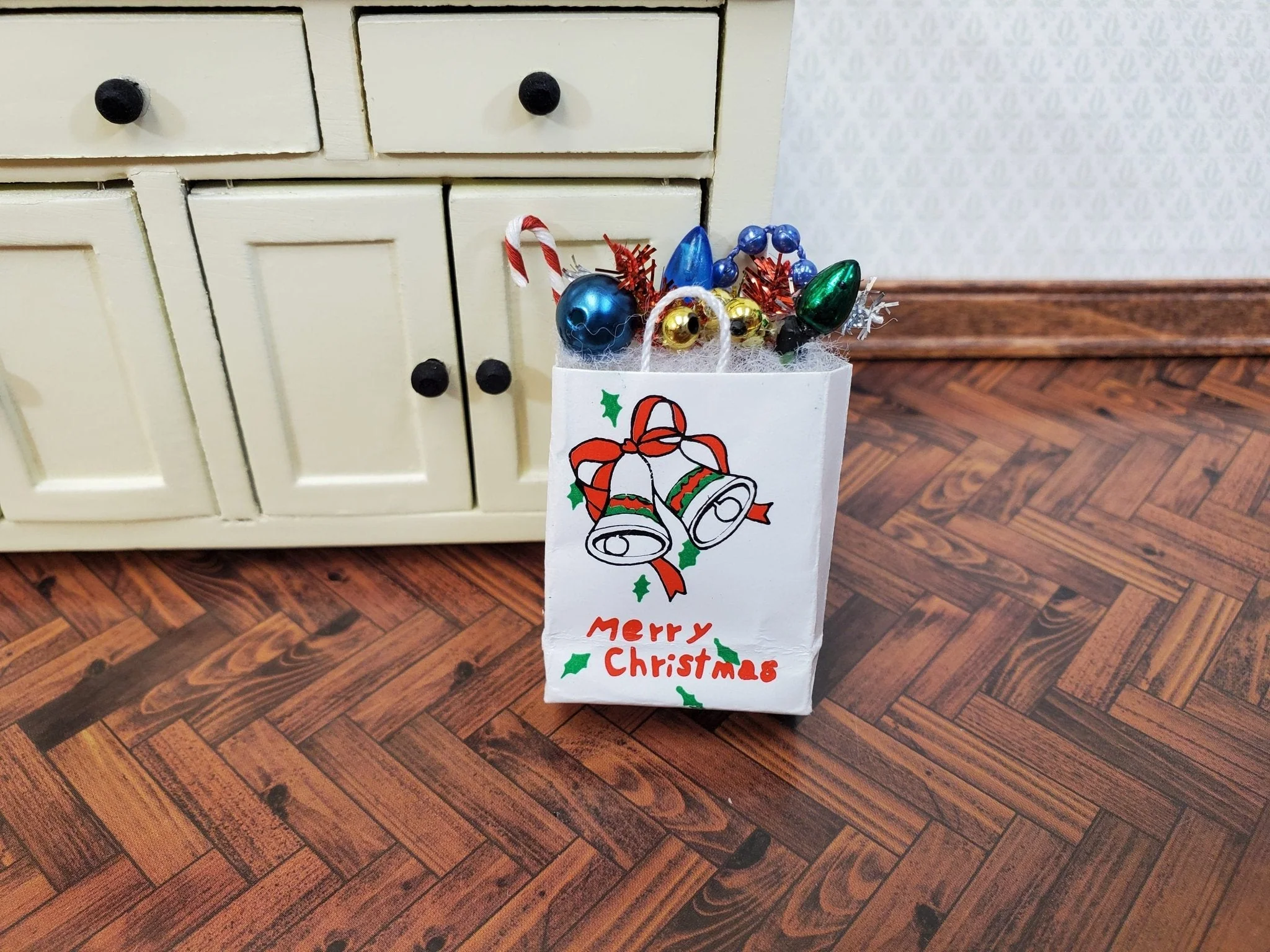 Dollhouse Christmas Holiday Shopping Bag Holly Bells 1:12 Scale Miniature Accessories - Image 2