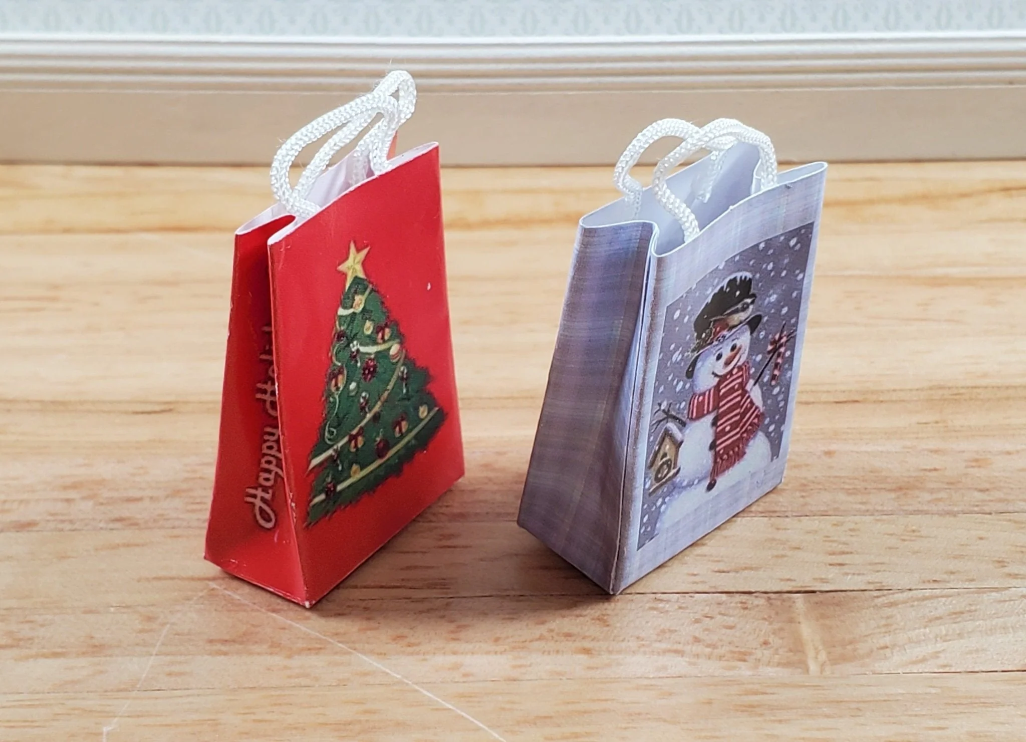 Dollhouse Christmas Holiday Shopping Bags x2 1:12 Scale Miniature Accessories - Image 2