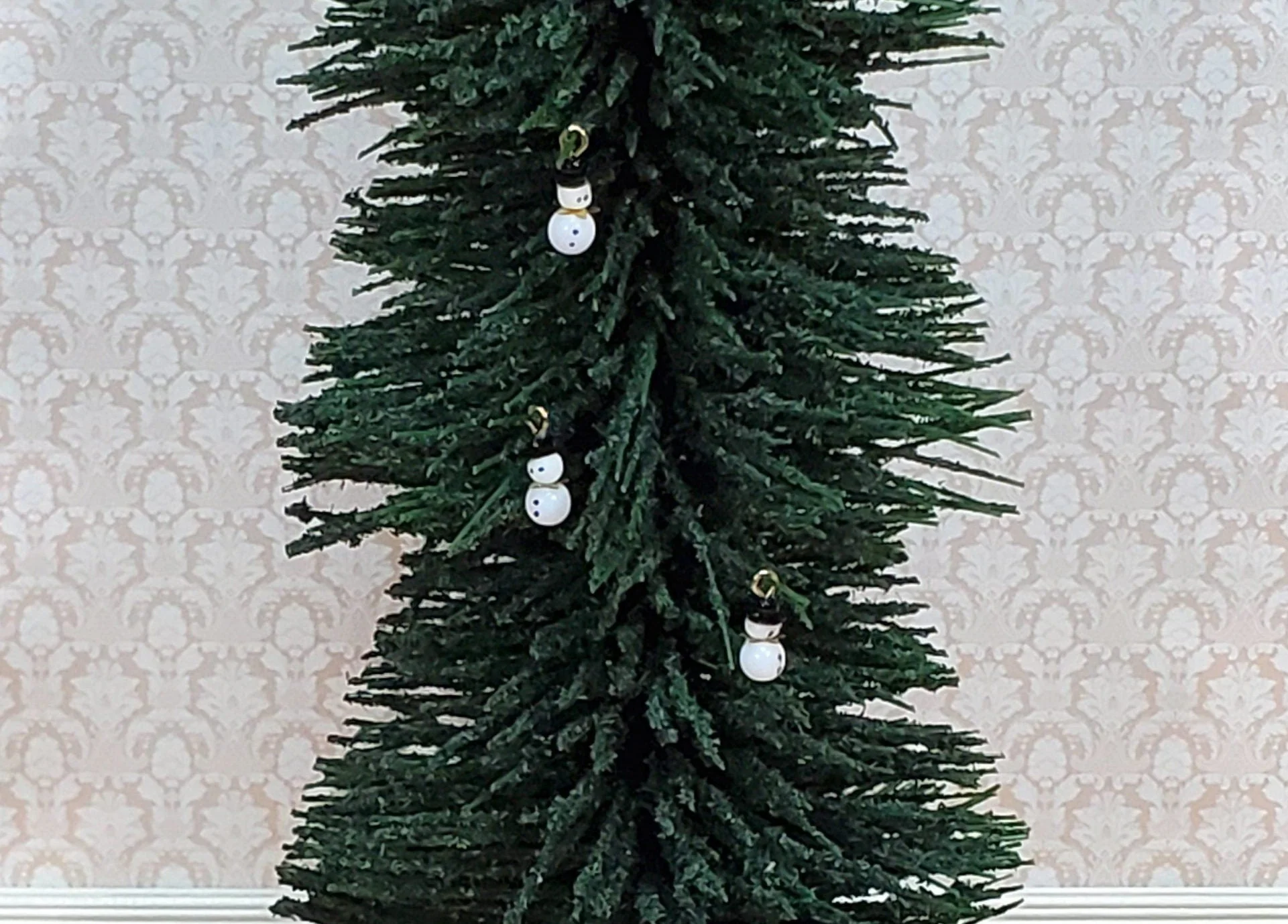 Dollhouse Christmas Ornaments Set of 3 Snowmen with Top Hats 1:12 Scale Miniatures