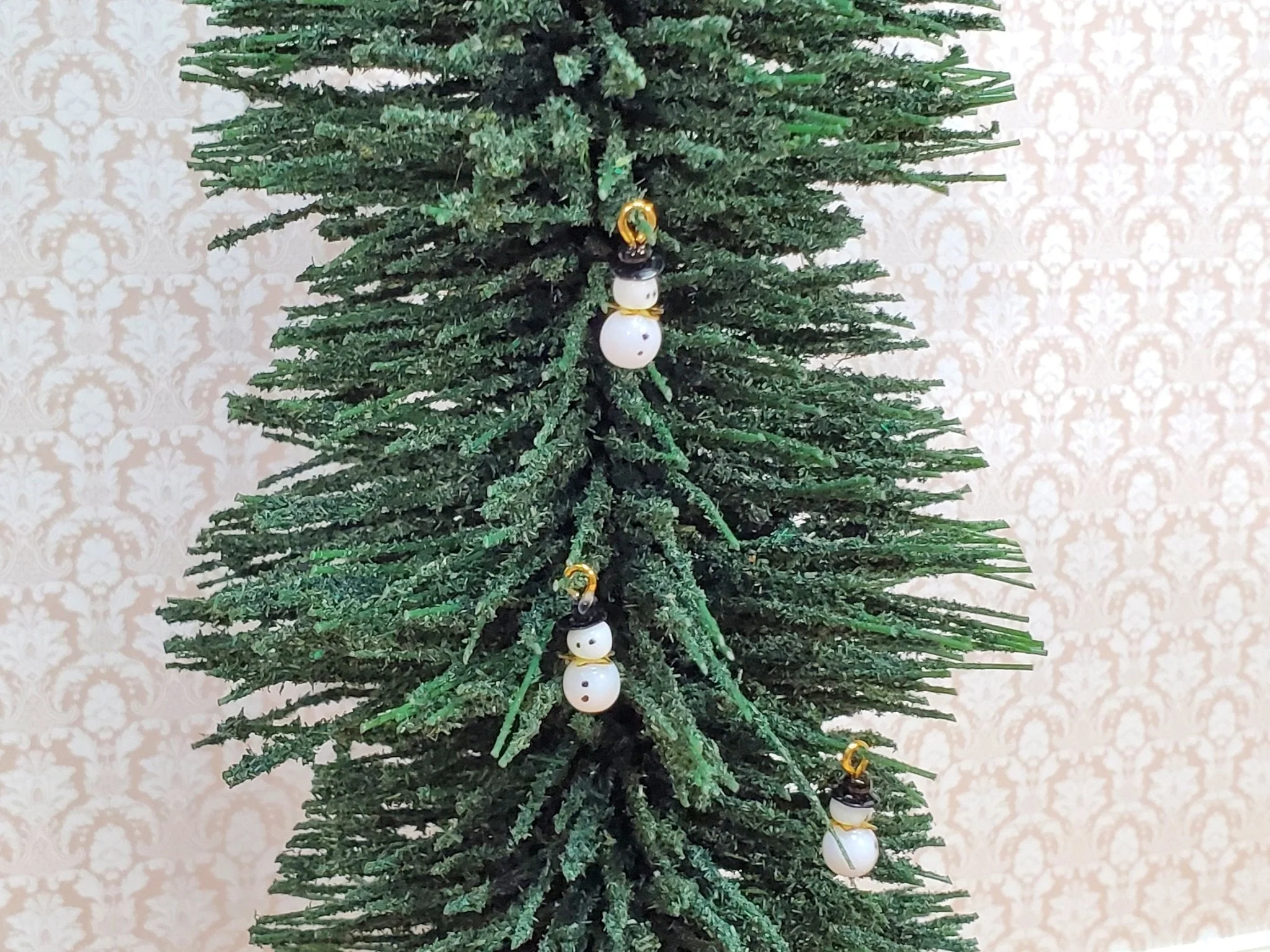 Dollhouse Christmas Ornaments Set of 3 Snowmen with Top Hats 1:12 Scale Miniatures - Image 4