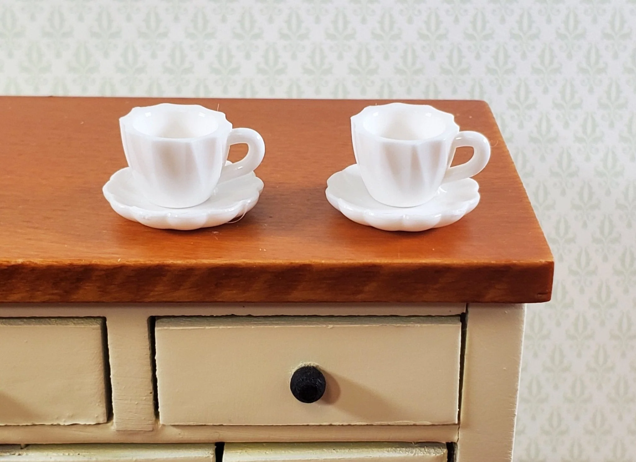 Dollhouse Coffee or Tea Mugs Cups with Saucers WHITE 1:12 Scale Miniature Dishes
