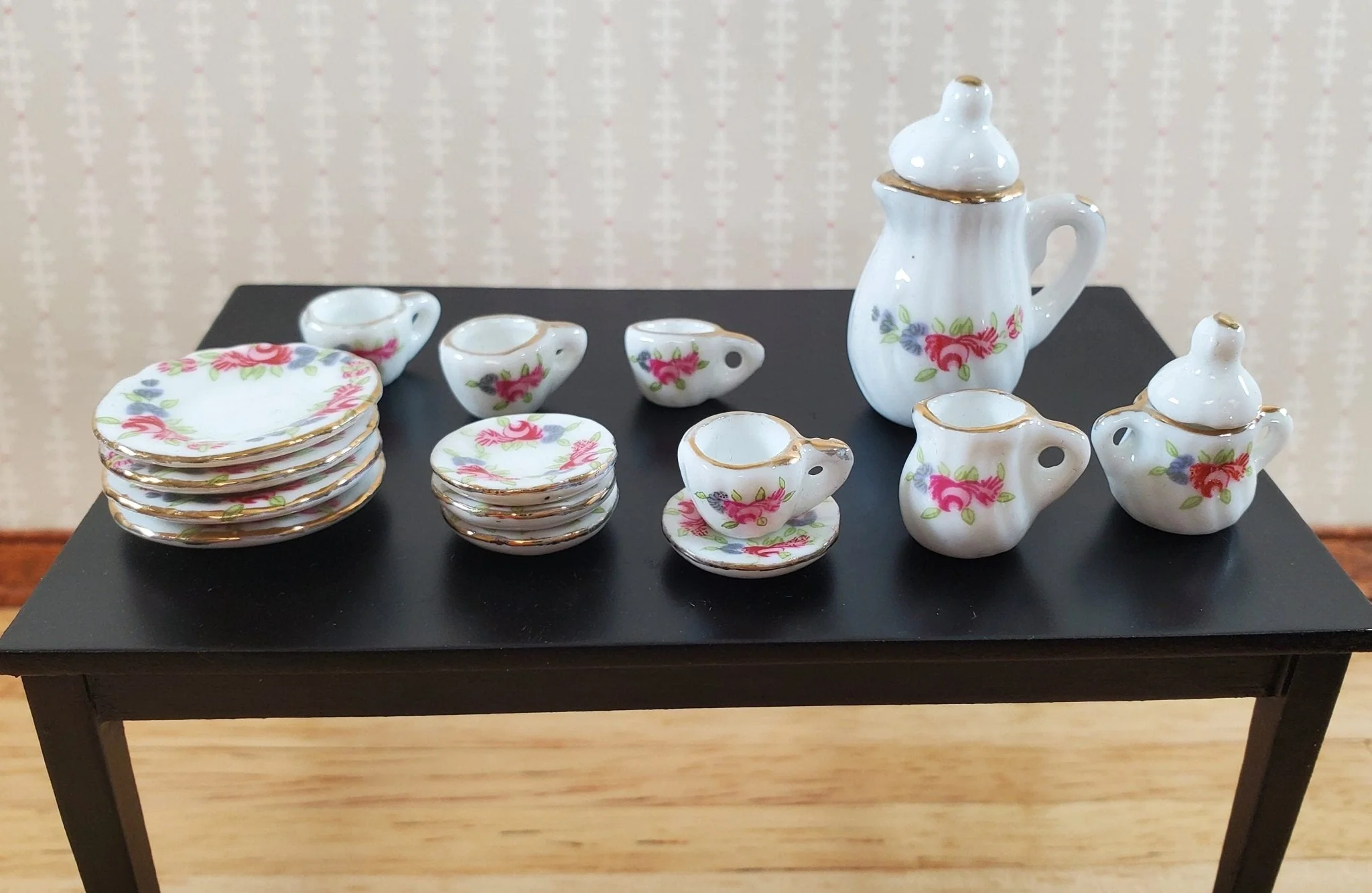 Dollhouse Coffee Set Dinner Plates Pink Roses Ceramic 1:12 Scale Miniature