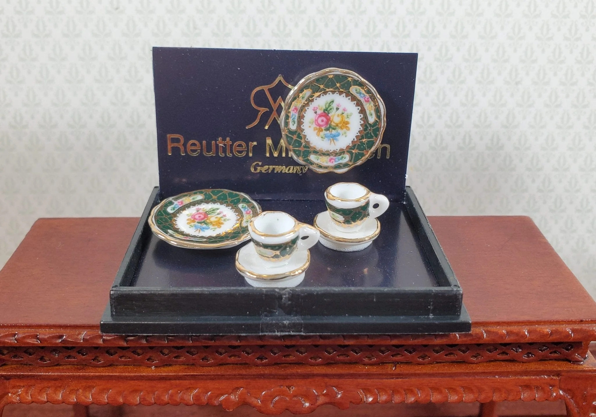 Dollhouse Coffee Setting for 2 Irish Gold Design Reutter Porcelain 1:12 Scale