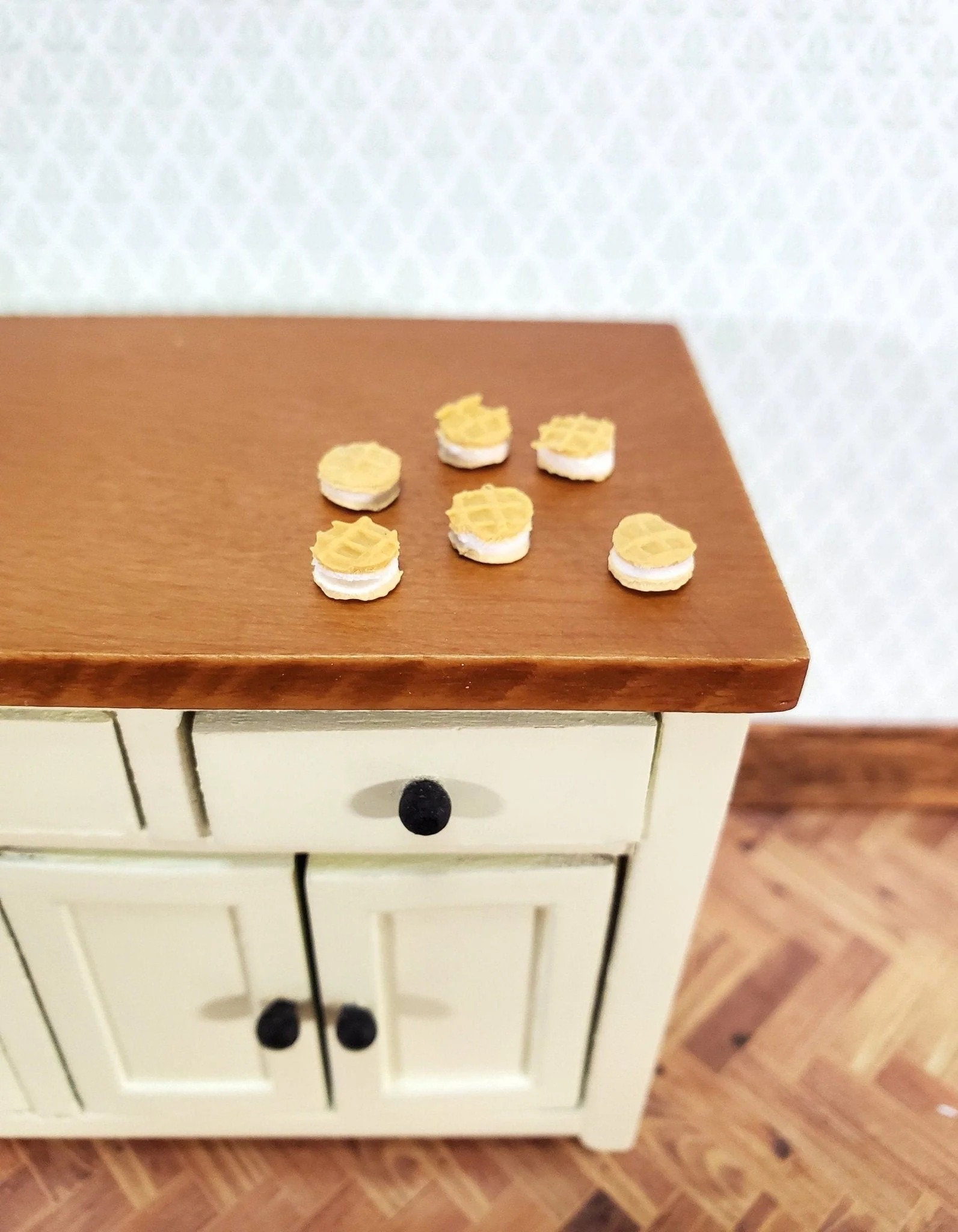 Dollhouse Cookies Waffle Sandwich Style Dessert 1:12 Scale Miniature Food 6 Pieces