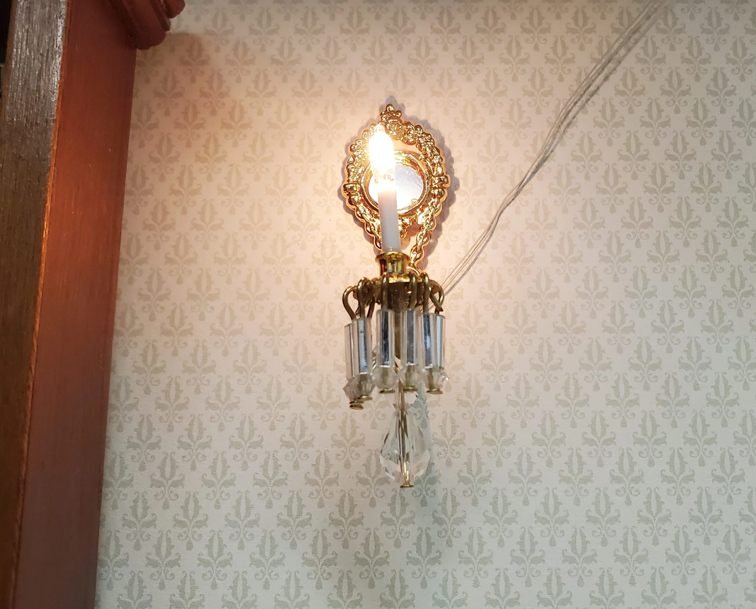 Dollhouse Crystal Wall Sconce with Pendant 12 Volt 1:12 Scale Miniature Handmade - Image 4