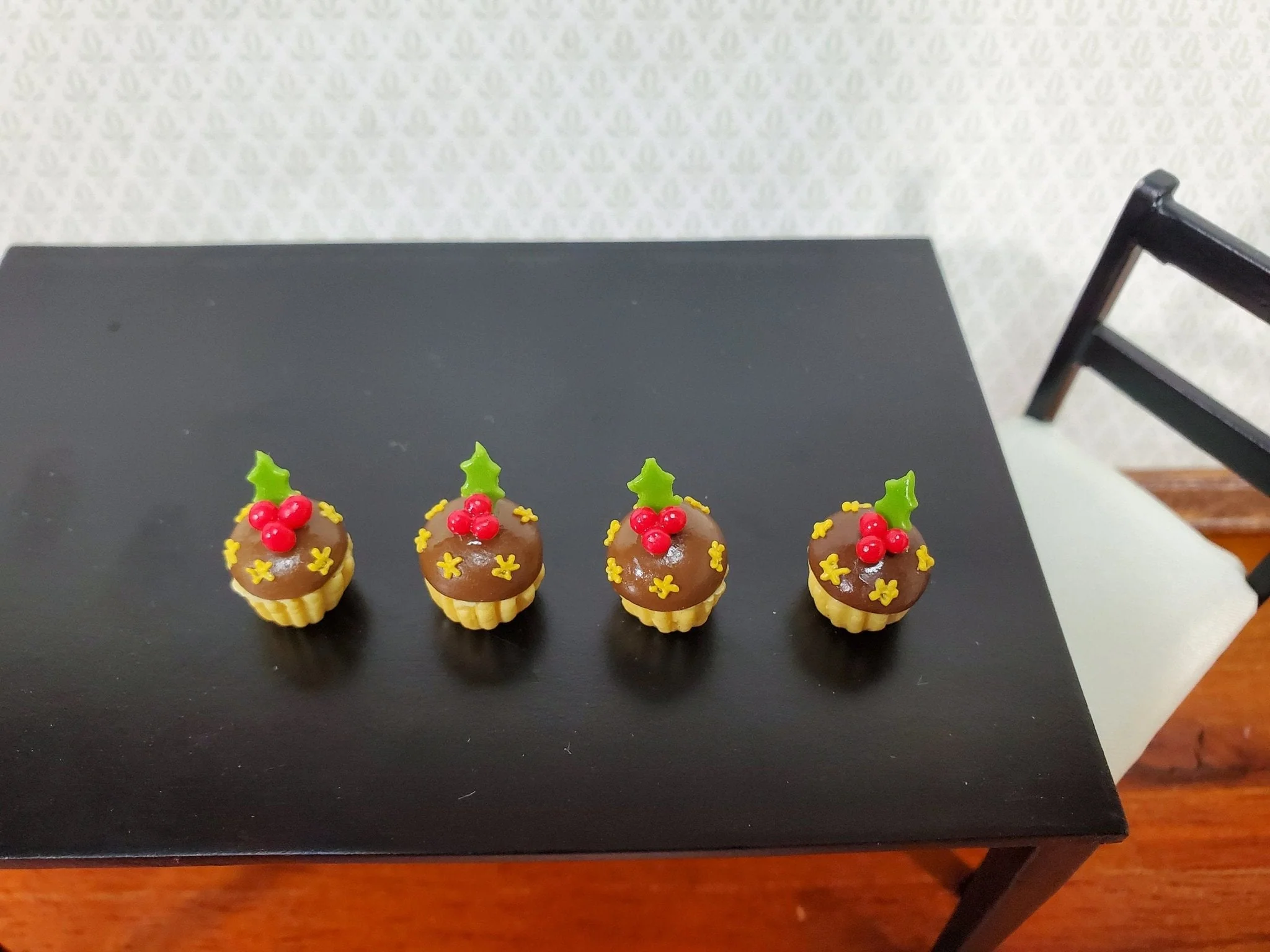 Dollhouse Cupcakes or Cakes Christmas Holiday Set of 4 Use in 1:12 or 1/6 Scale Miniatures - Image 2