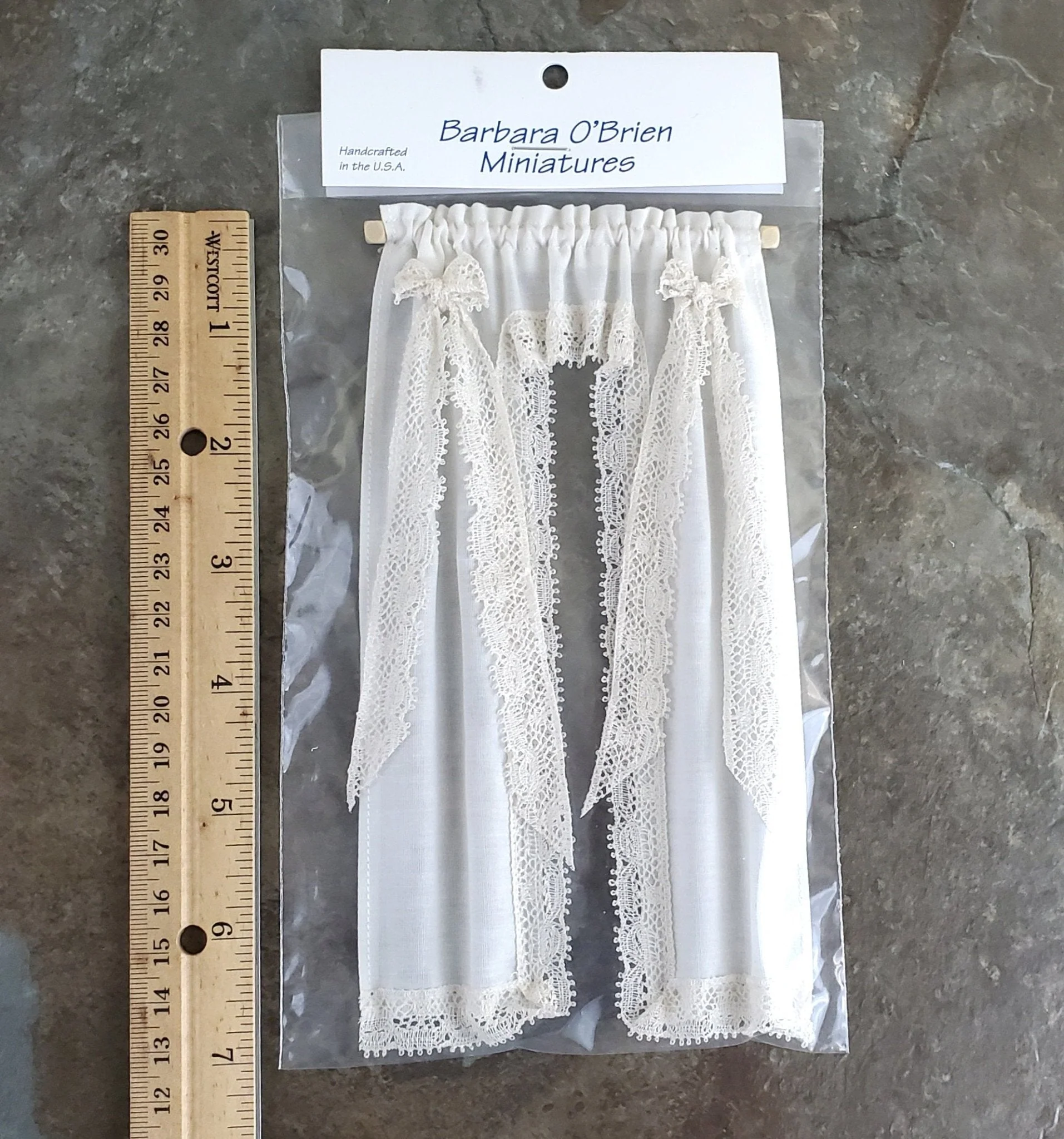 Dollhouse Curtains Fabric & Lace Cream with Curtain Rod 1:12 Scale Miniatures - Image 2