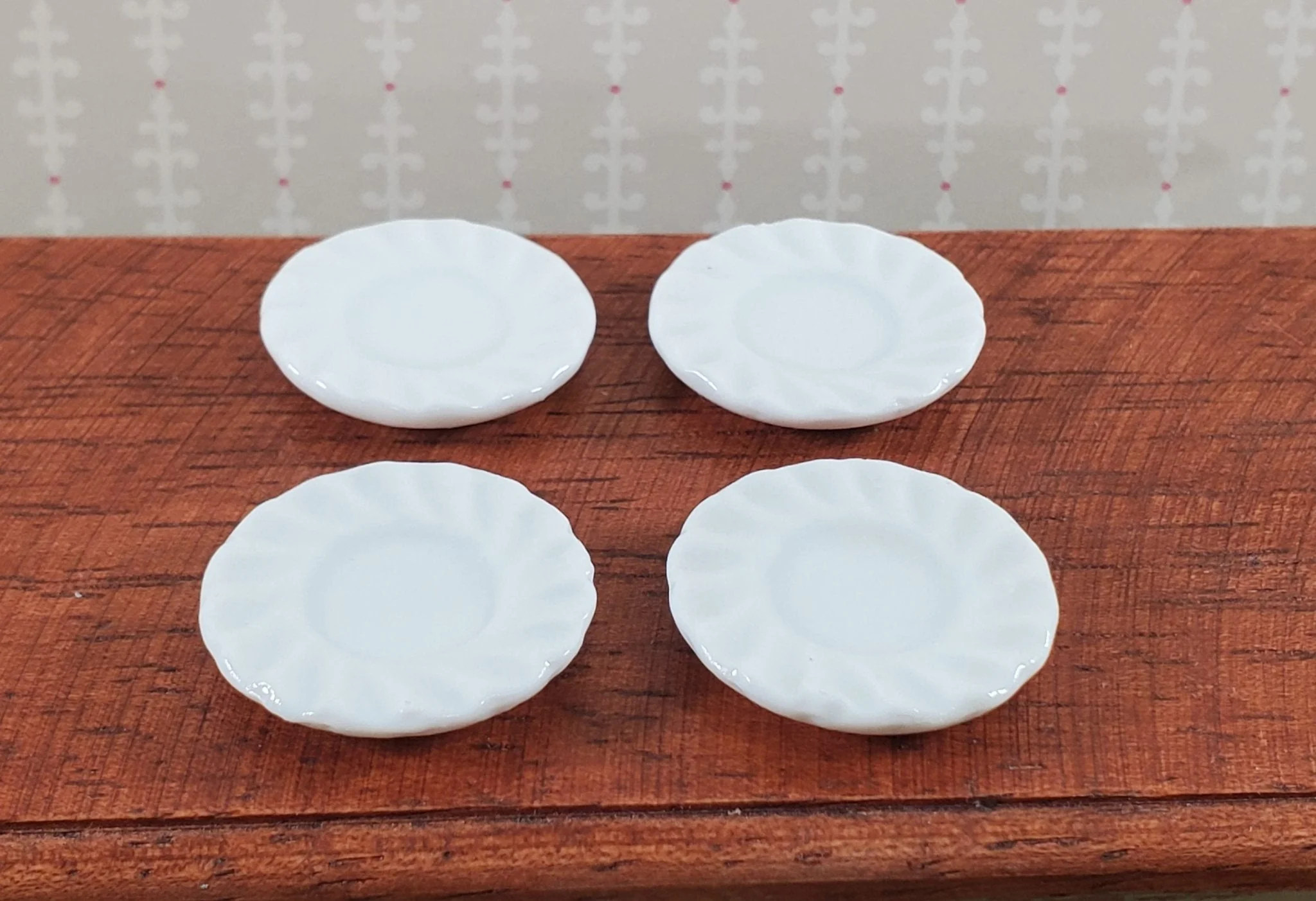 Dollhouse Dinner Plates All White Ceramic Fluted Edges x4 1:12 Scale Miniature - Image 2