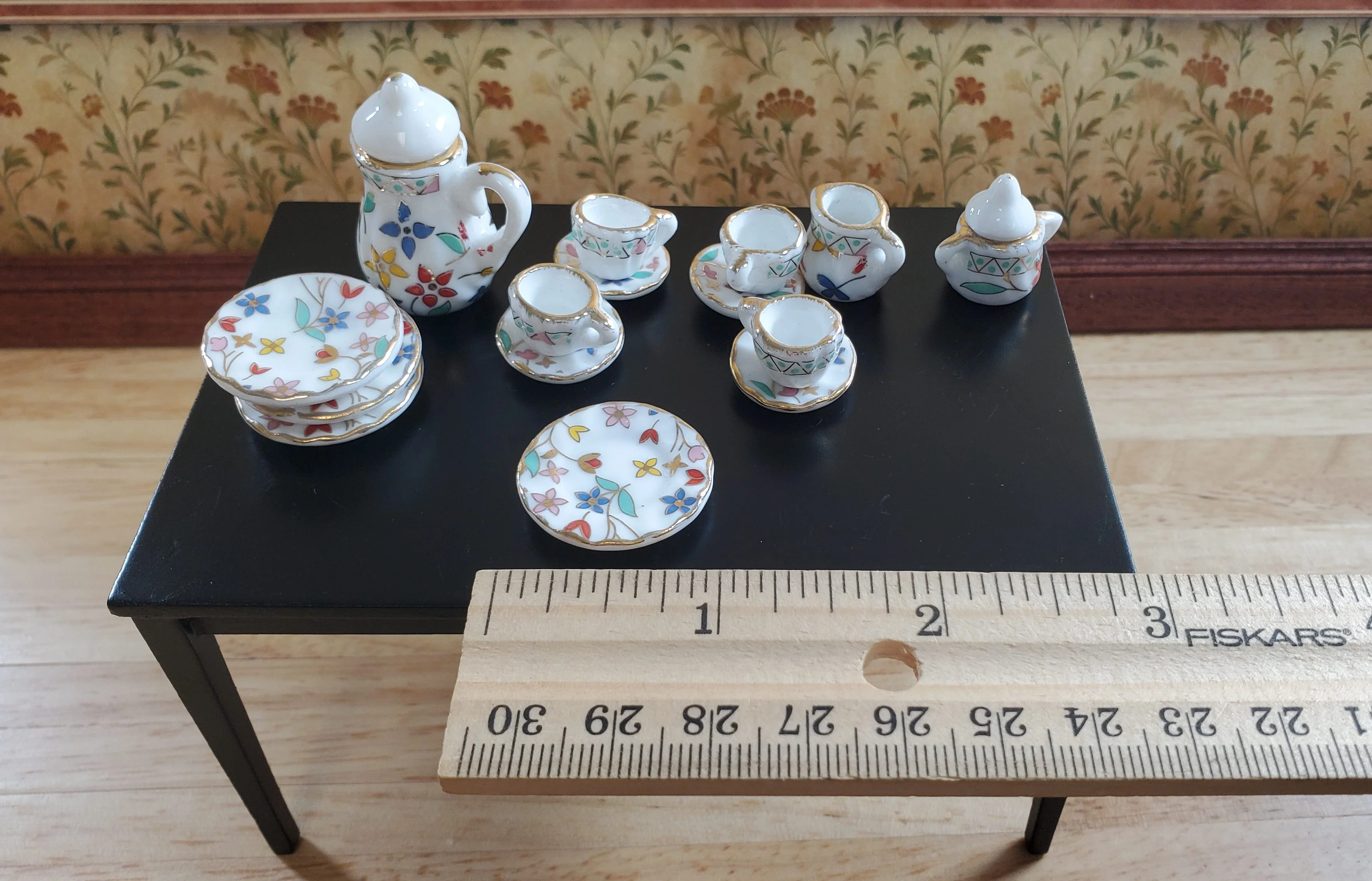 Dollhouse Dishes Plates Coffee Cup Spring Flowers Ceramic 1:12 Scale Miniature - Image 5