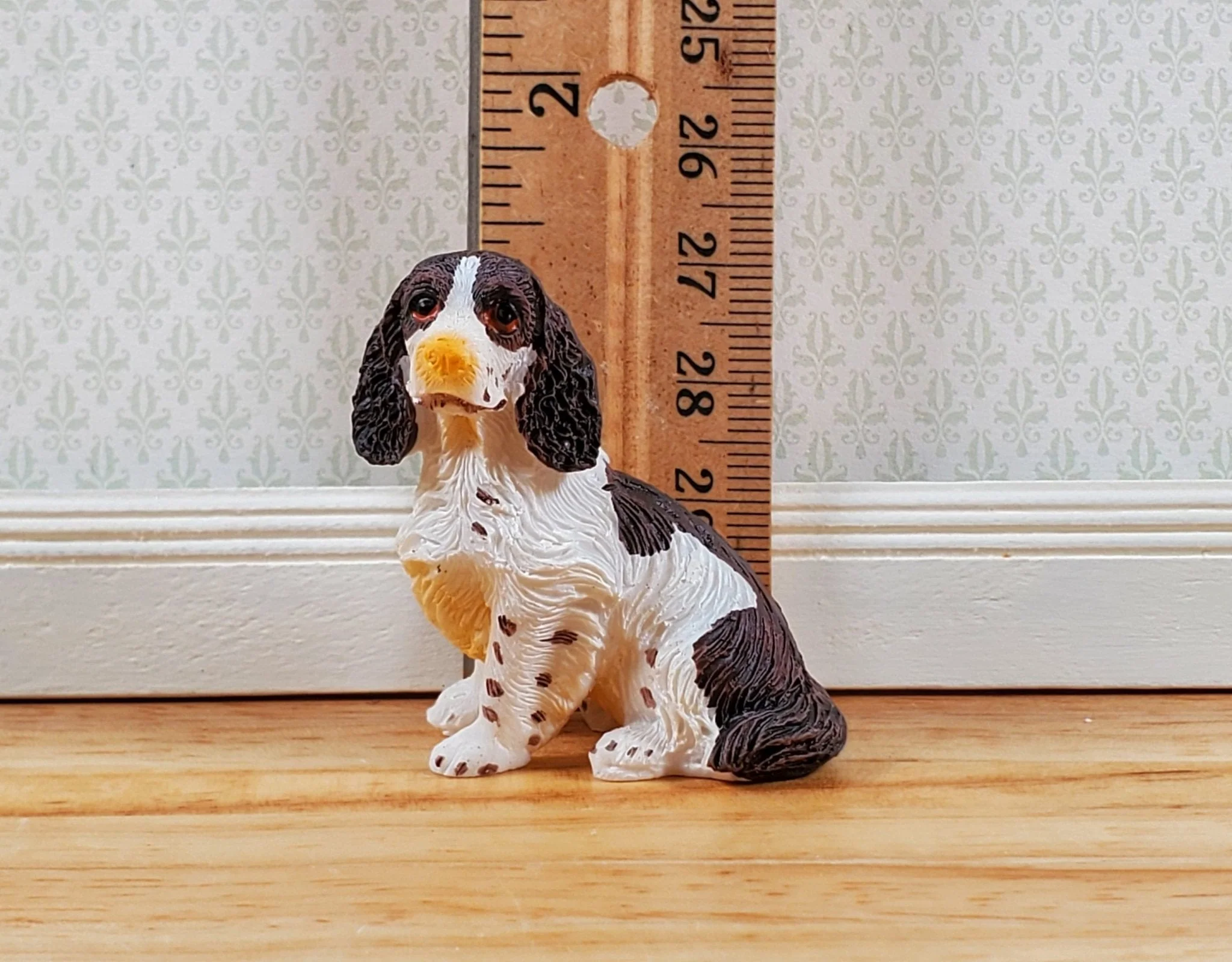 Dollhouse Dog English Springer Spaniel Sitting 1:12 Scale Miniature Animal Pet - Image 4