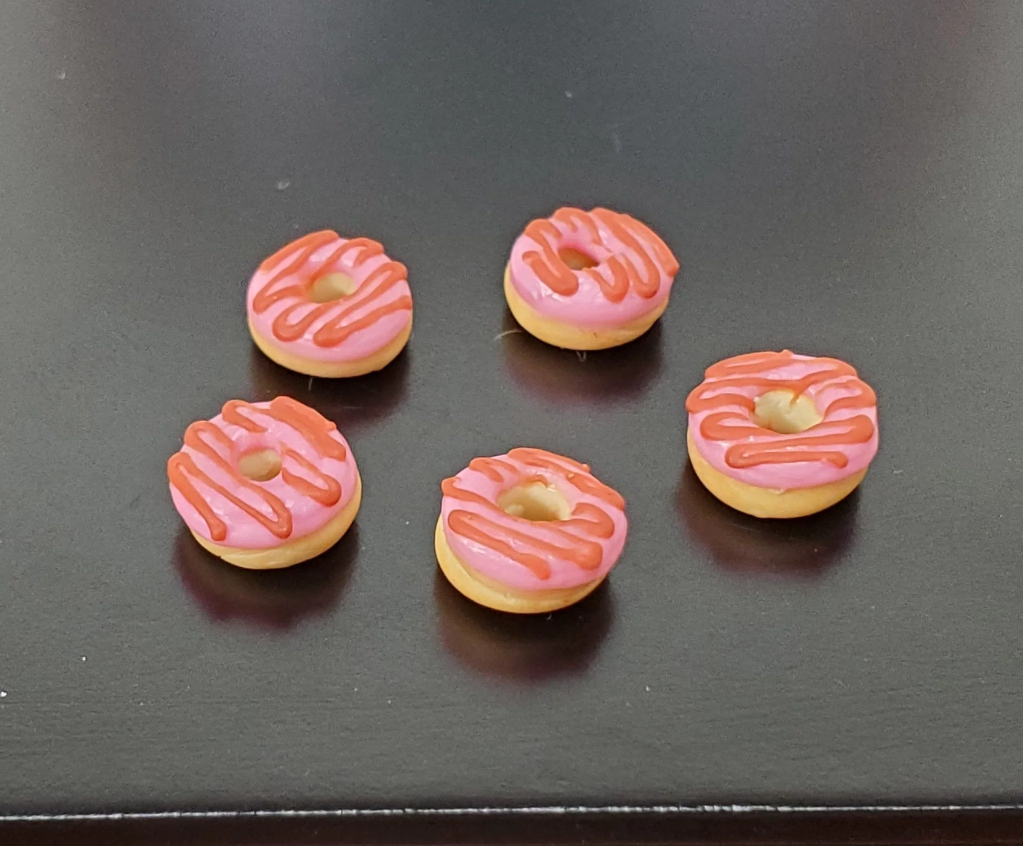 Dollhouse Donuts x5 Pink Frosting 1:12 Scale Miniature Food Dessert Bakery