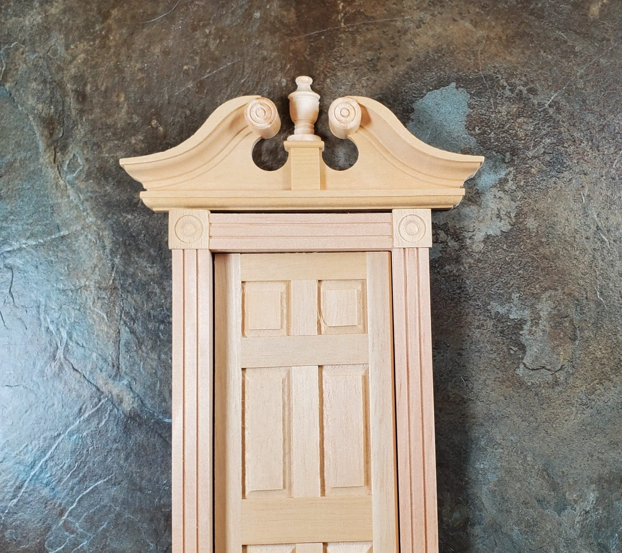 Dollhouse Door Pediment Wood Ram's Head Style 1:12 Scale Miniature 5.25 " Long - Image 2