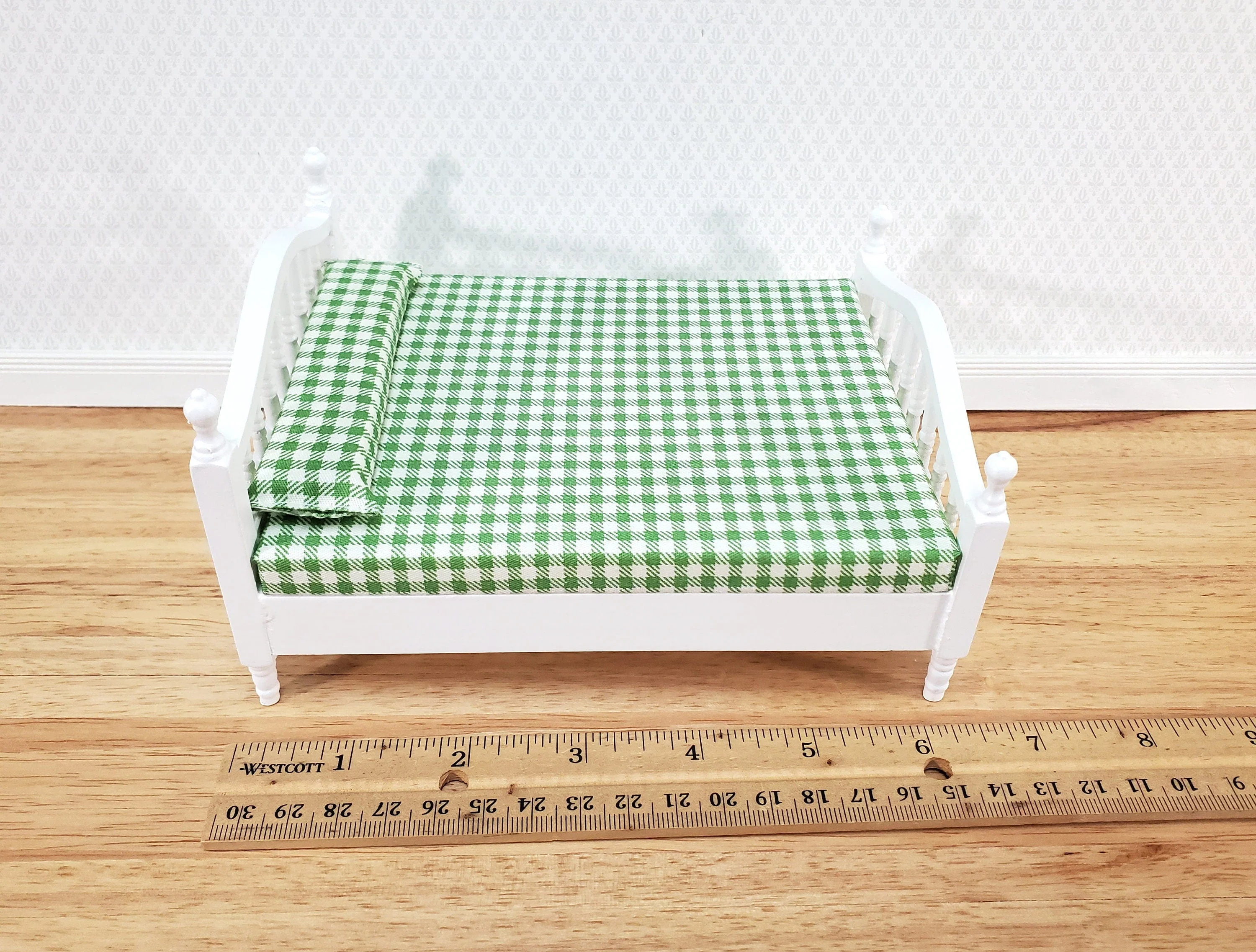 Dollhouse Double Bed Spindles with Mattress White Finish 1:12 Scale Miniature Furniture - Image 3
