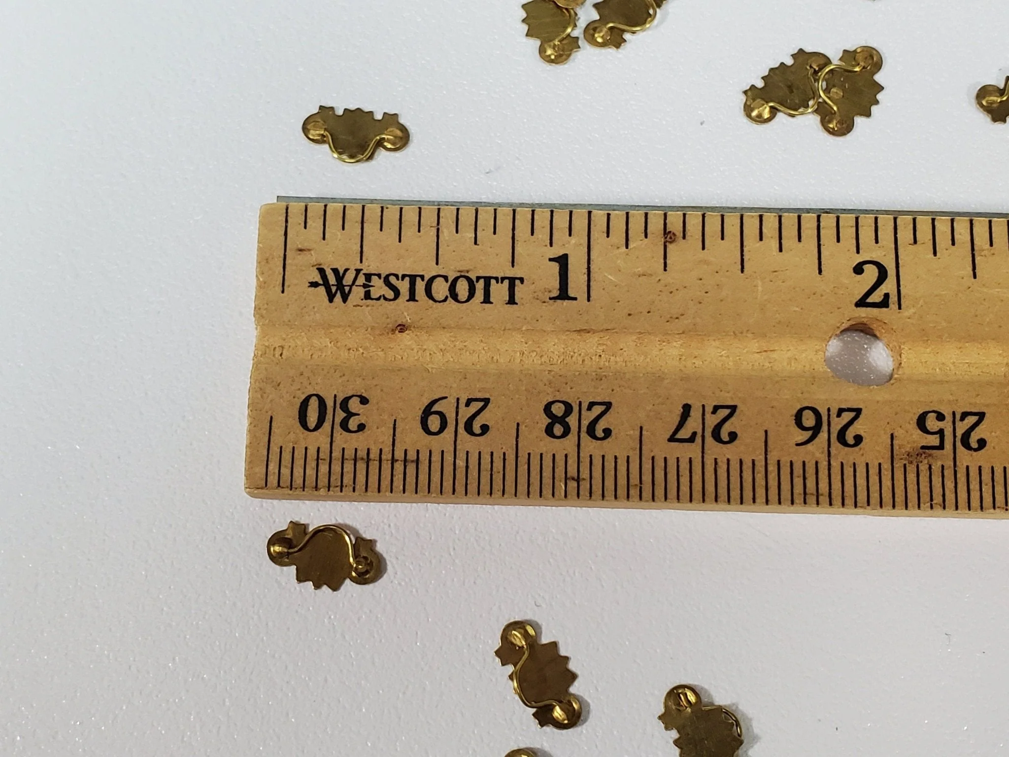 Dollhouse Drawer Pulls Victorian Style Gold Metal 20 Pieces 1:12 Scale Miniatures - Image 2