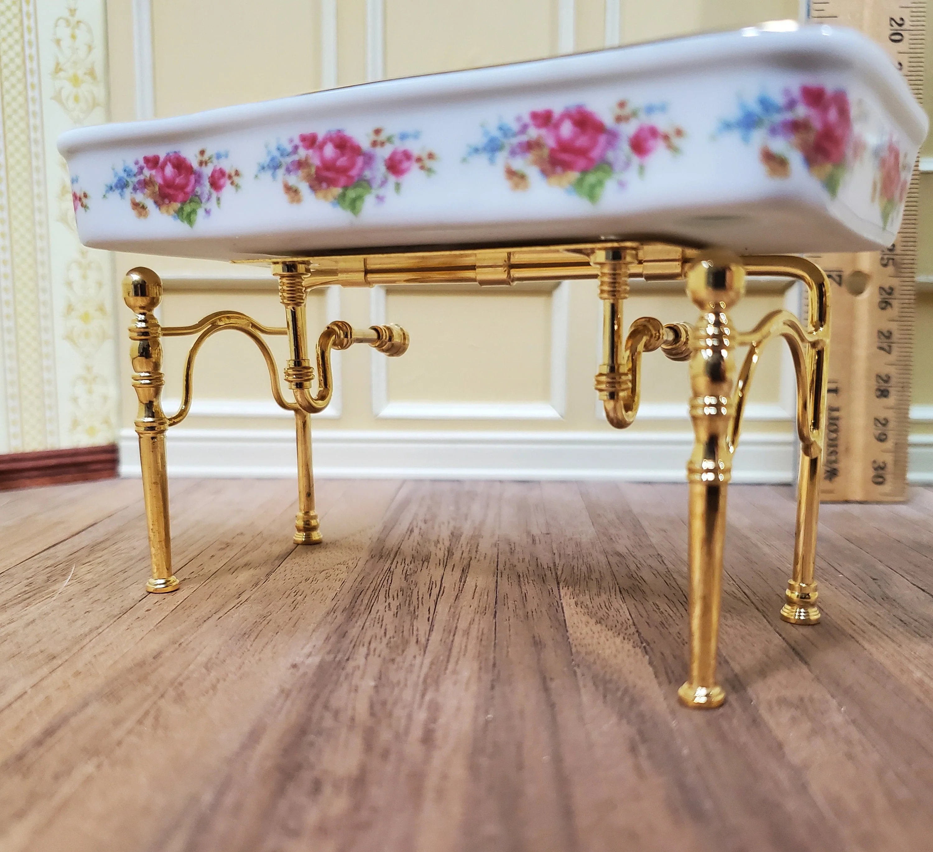 Dollhouse Dresden Rose Double Sink Bathroom Reutter Porcelain 1:12 Scale Miniature - Image 6