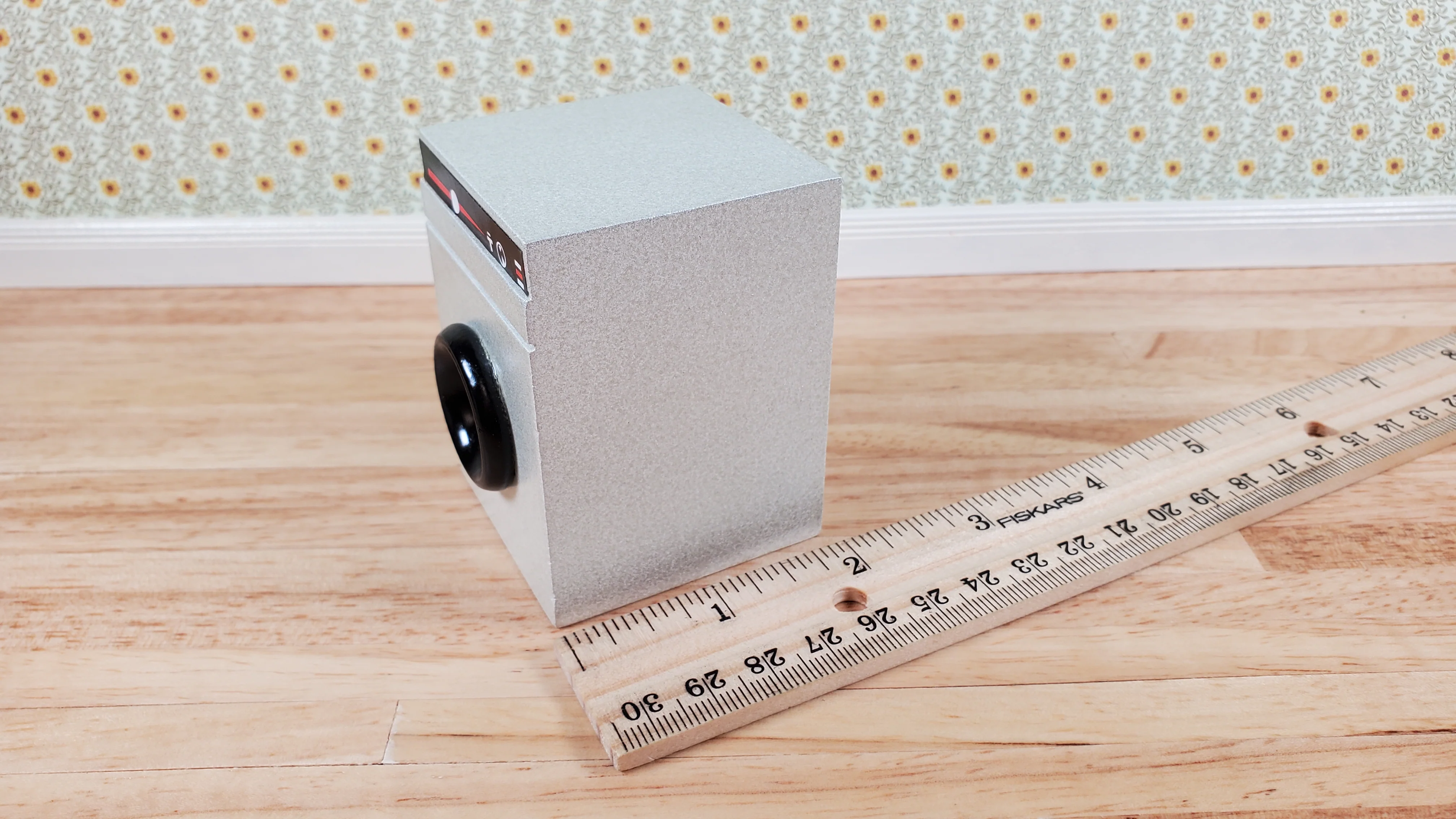 Dollhouse Dryer in Silver Modern Front Load 1:12 Scale Modern Miniature Furniture - Image 6