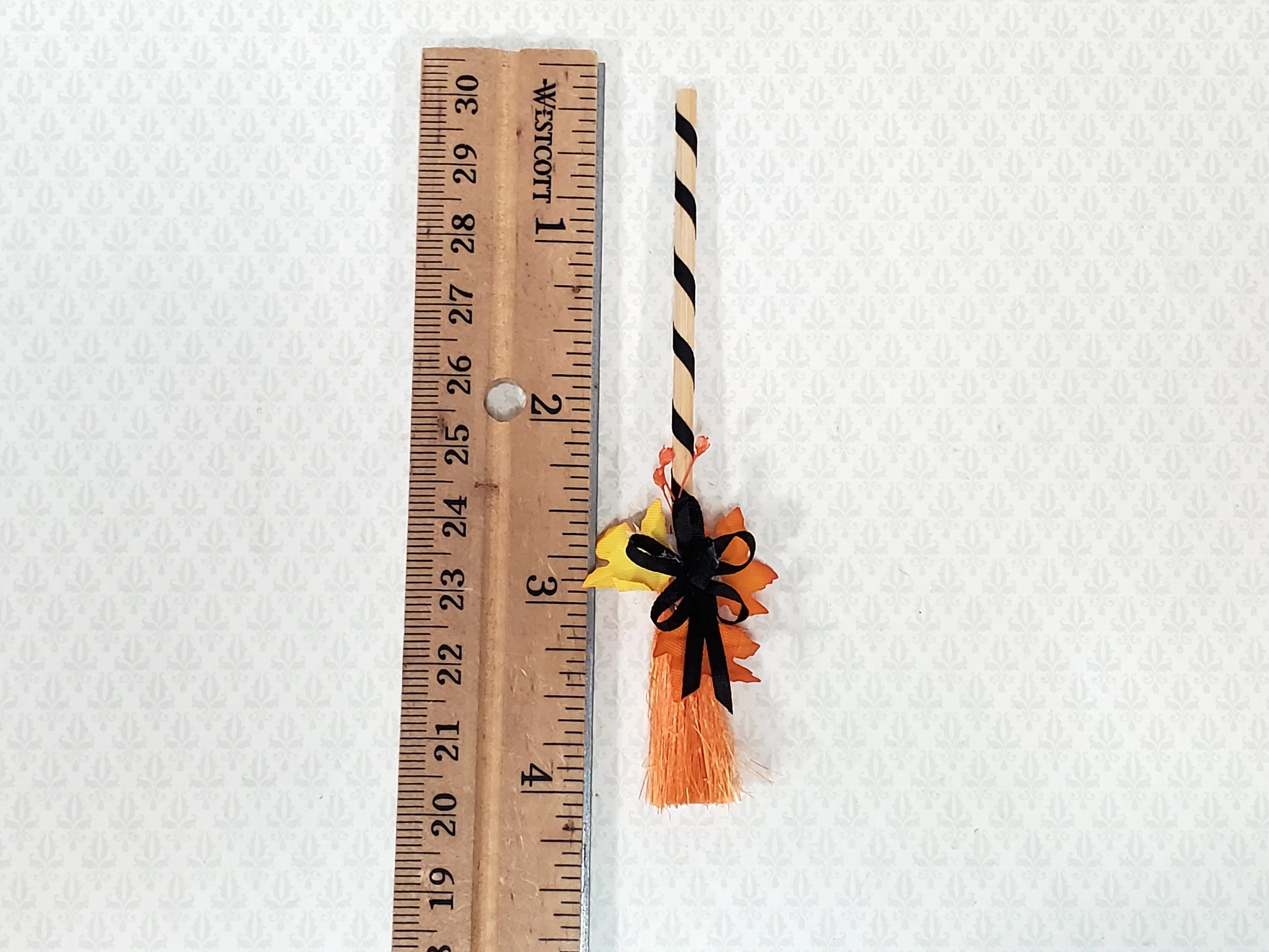 Dollhouse Fall Broom Decorative Decor Halloween Leaves 1:12 Scale Miniature - Image 3