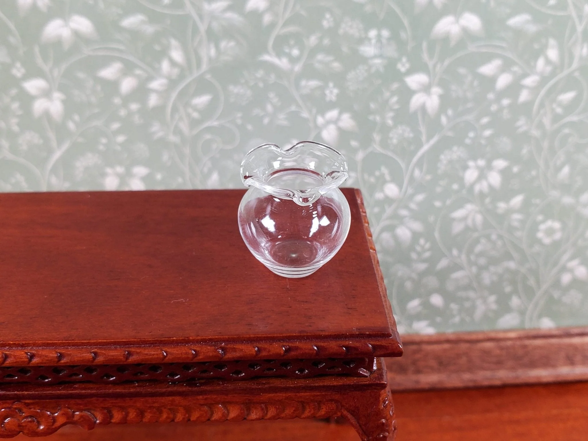 Dollhouse Vase or Fish Bowl Fluted Rim Clear Glass Round 1:12 Scale Miniature