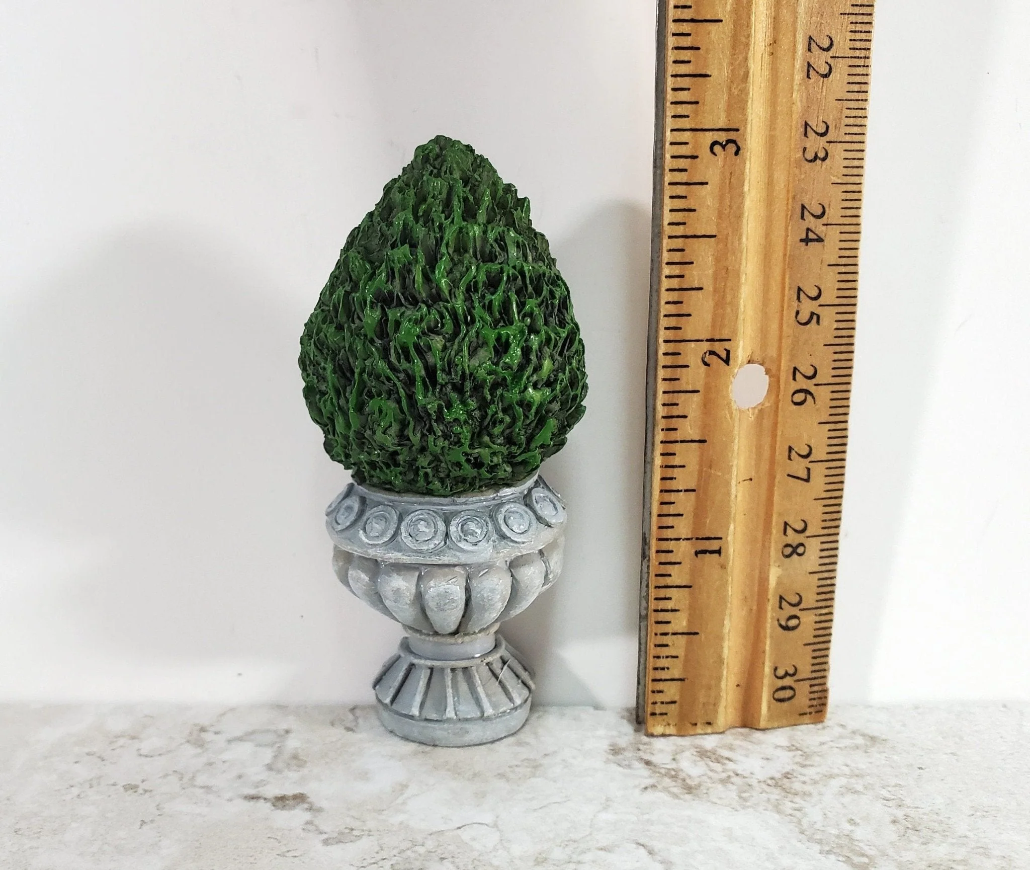 Dollhouse Flat Back Topiary Potted Bush 1:12 Scale Resin Miniature Garden - Image 3
