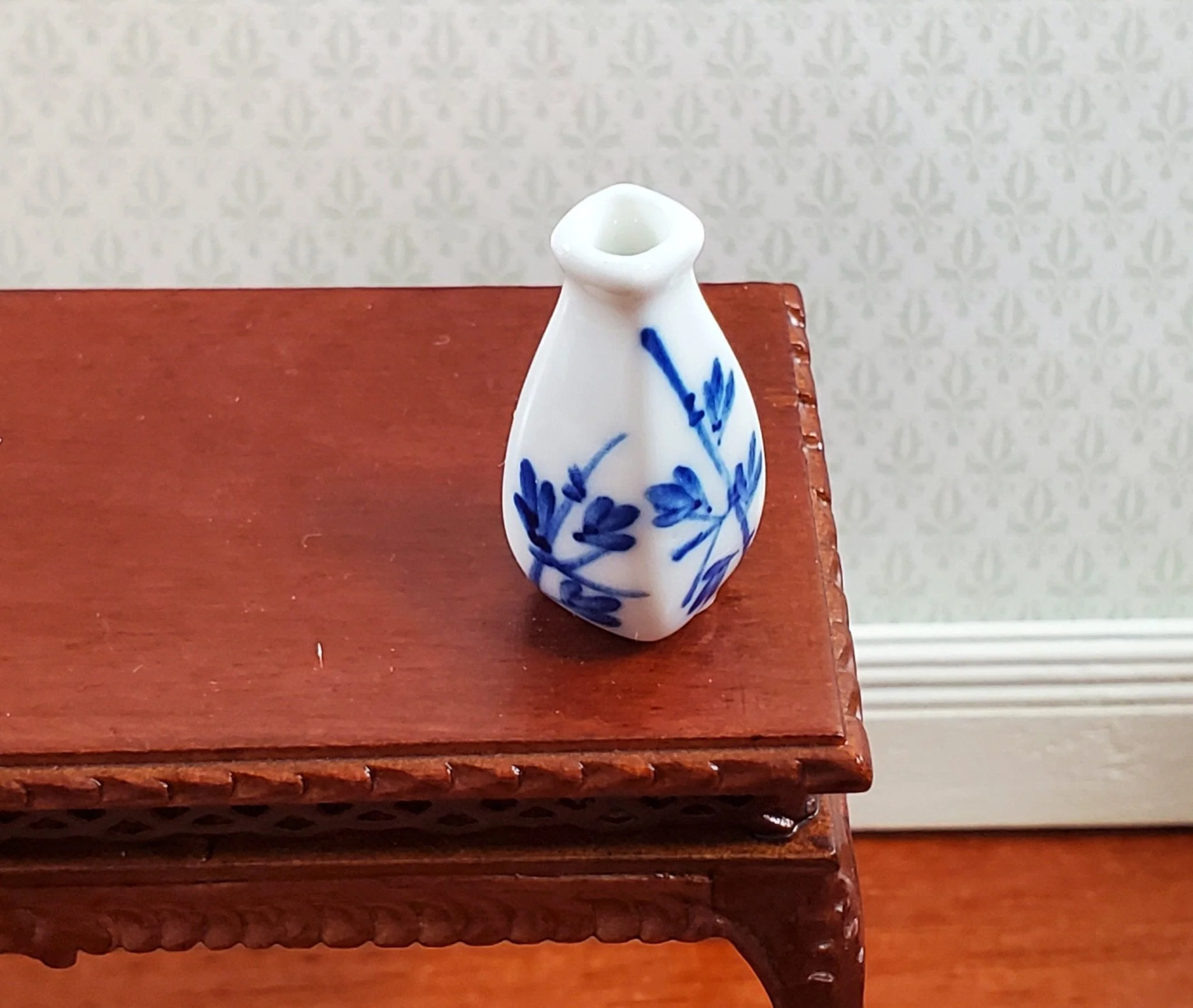Dollhouse Flower Vase Blue & White Decorative Ceramic 1:12 Scale Miniature - Image 2