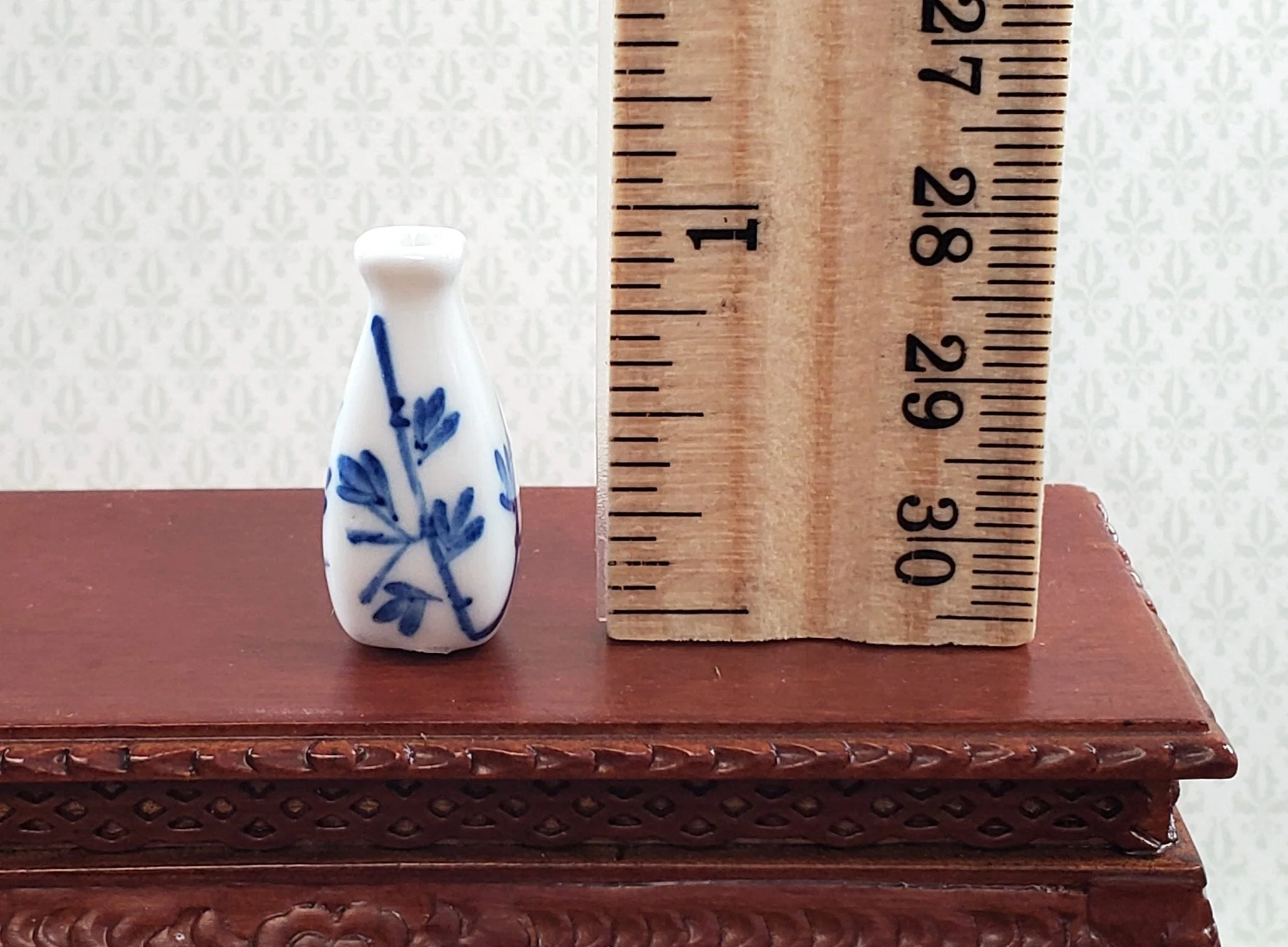 Dollhouse Flower Vase Blue & White Decorative Ceramic 1:12 Scale Miniature - Image 4