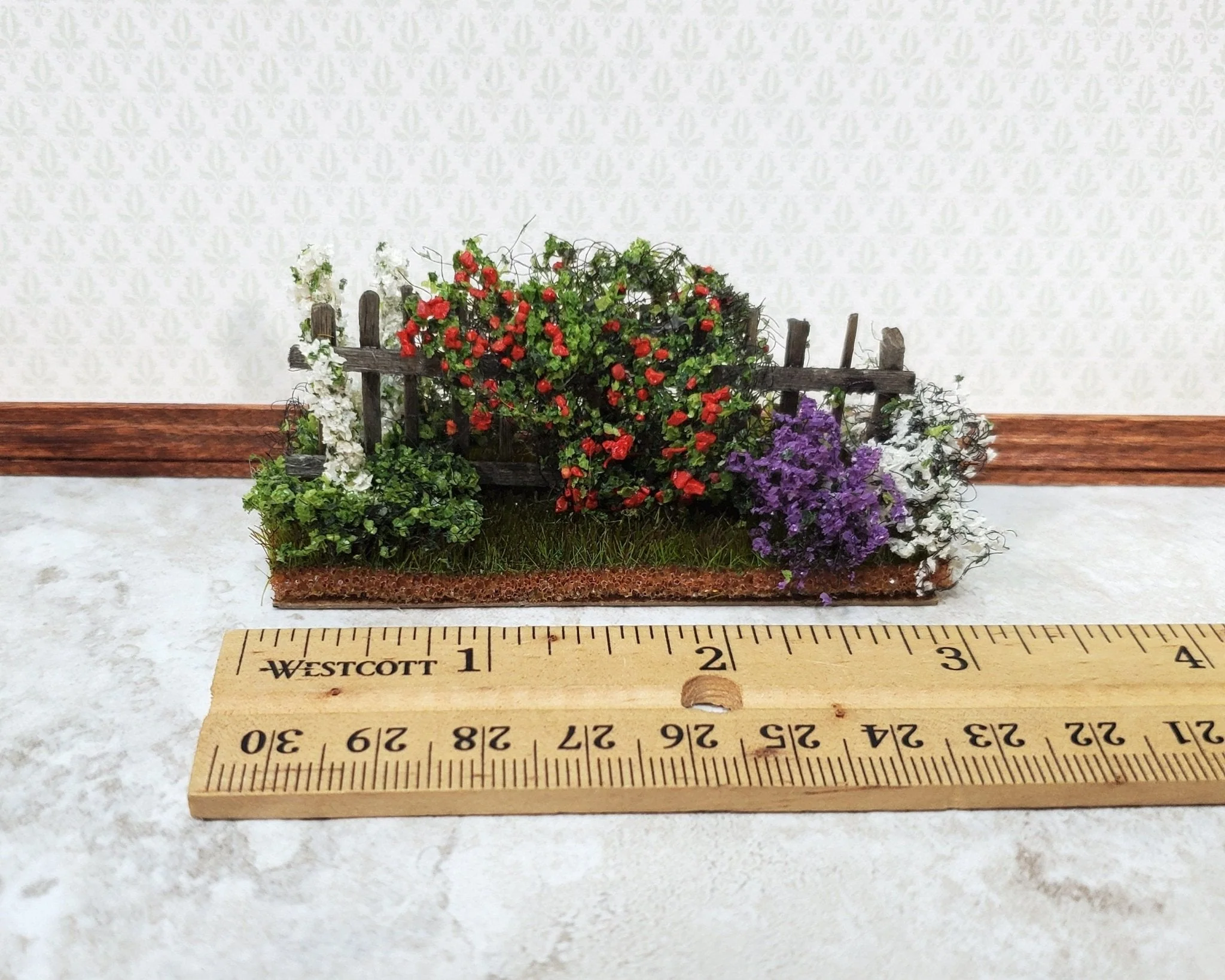 Dollhouse Flowers with Fence Red White Purple 1:12 Scale Miniature 2 Sided - Image 4